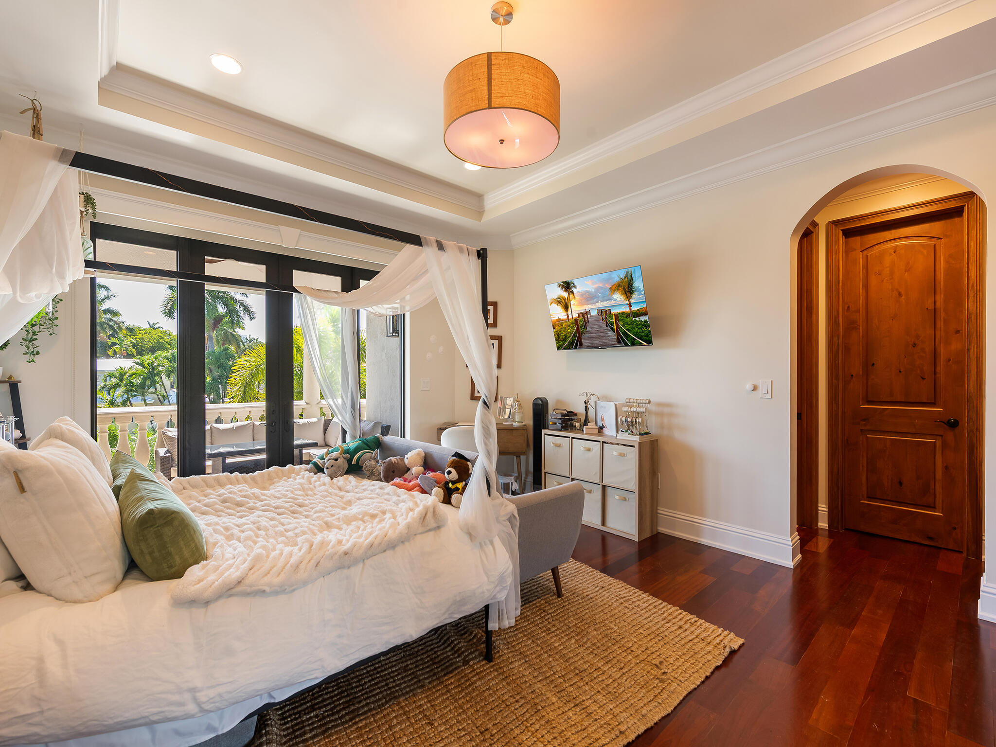 441 Royal Plz Fort Lauderdale, FL 33301