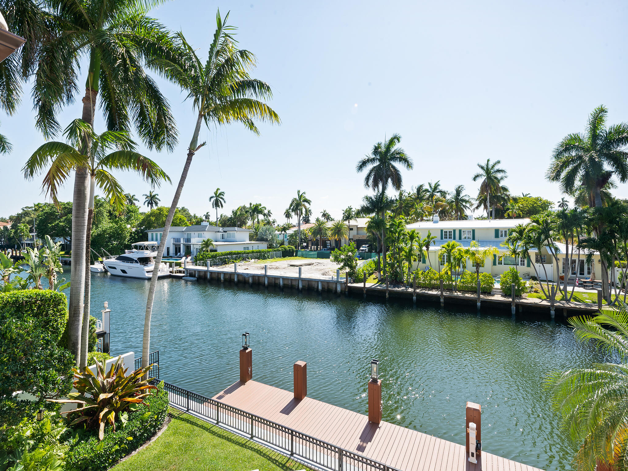 441 Royal Plz Fort Lauderdale, FL 33301