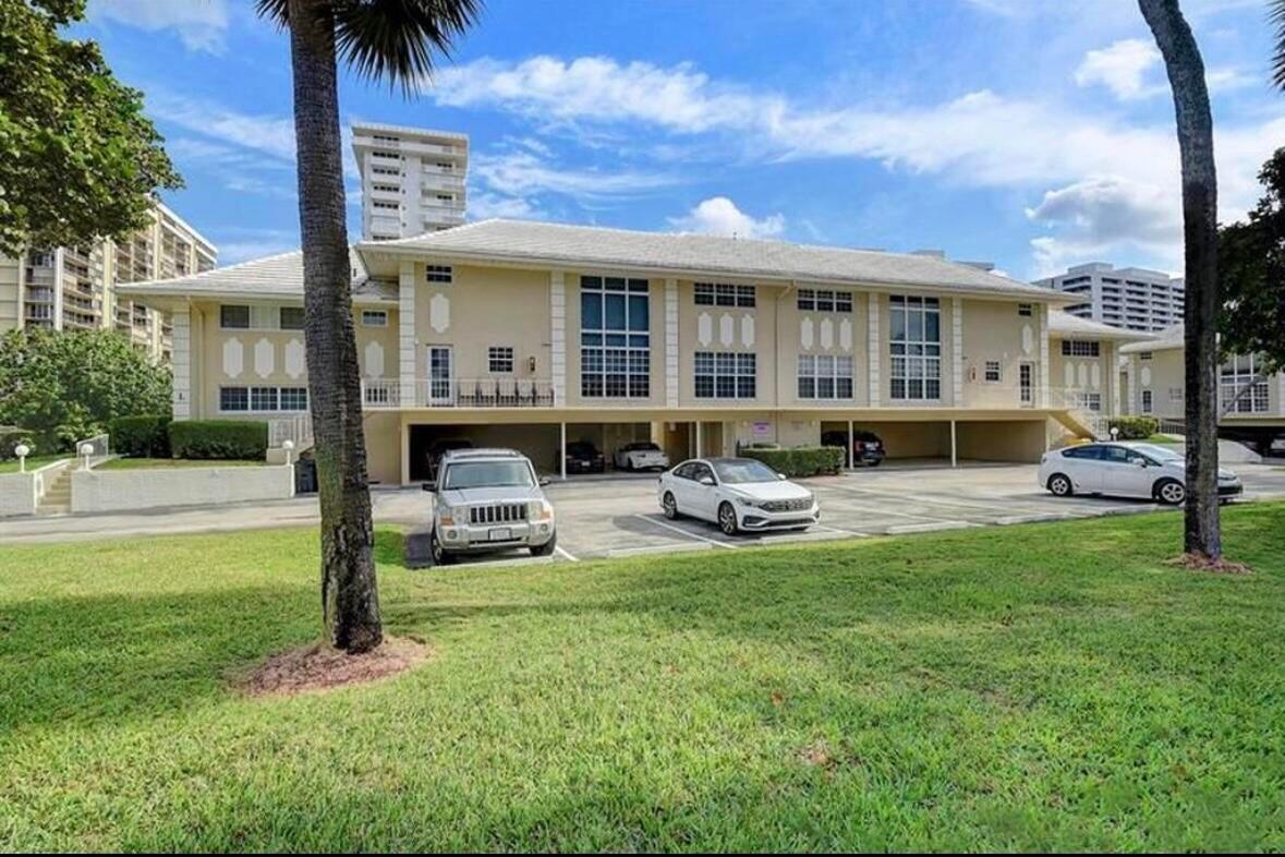 1299 S Ocean #L5