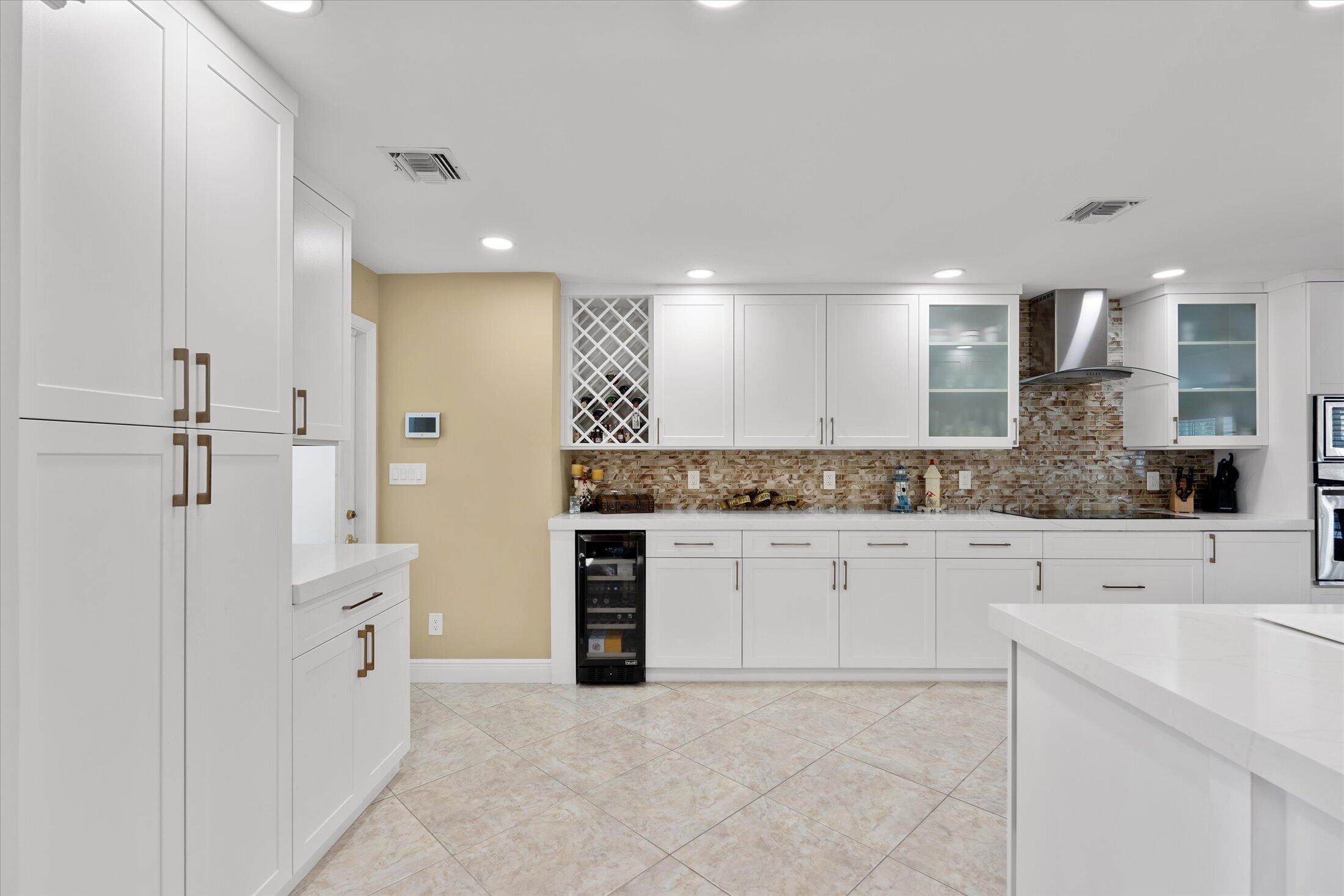 2141 NE 29th Lighthouse Point, FL 33064