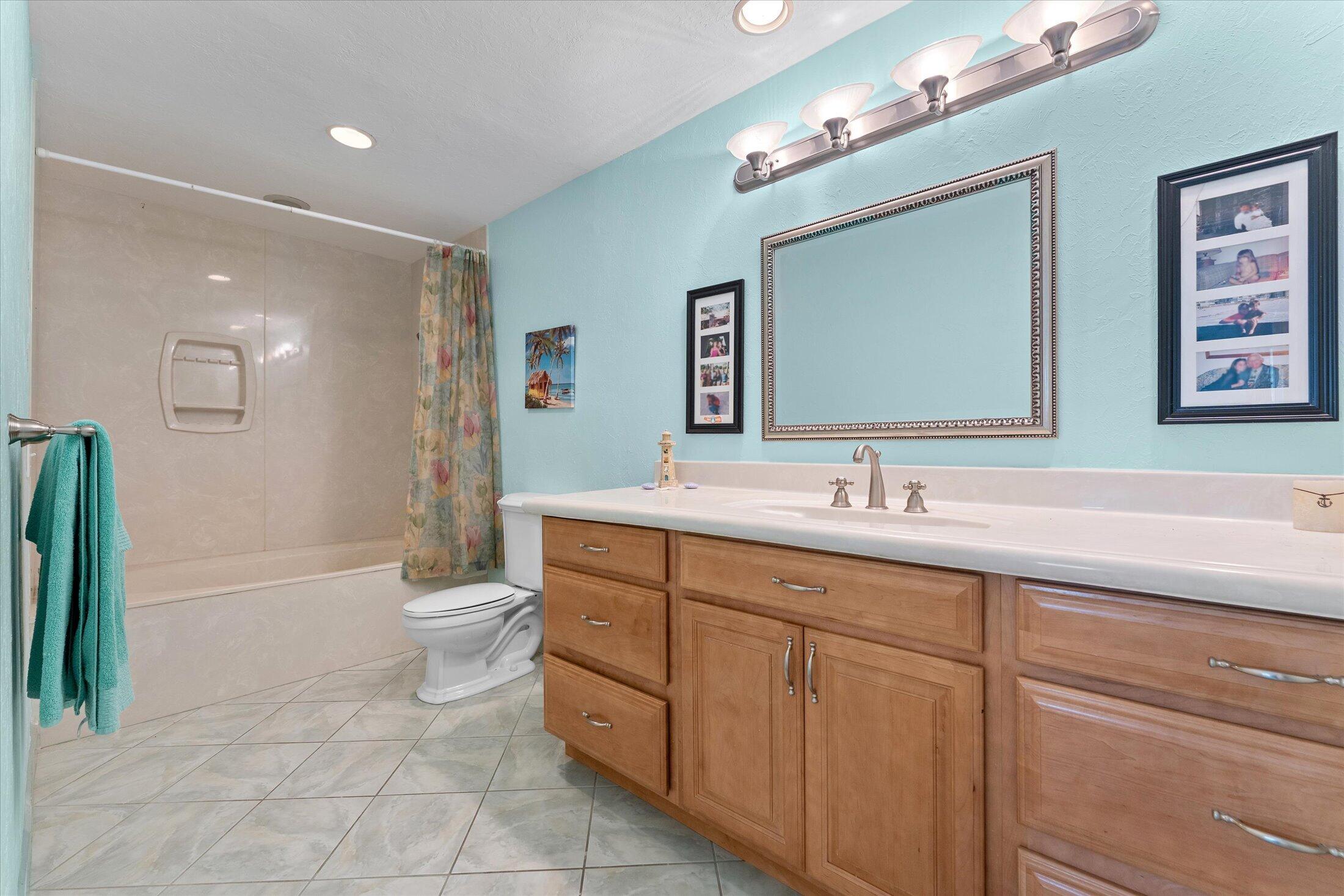 2141 NE 29th Lighthouse Point, FL 33064