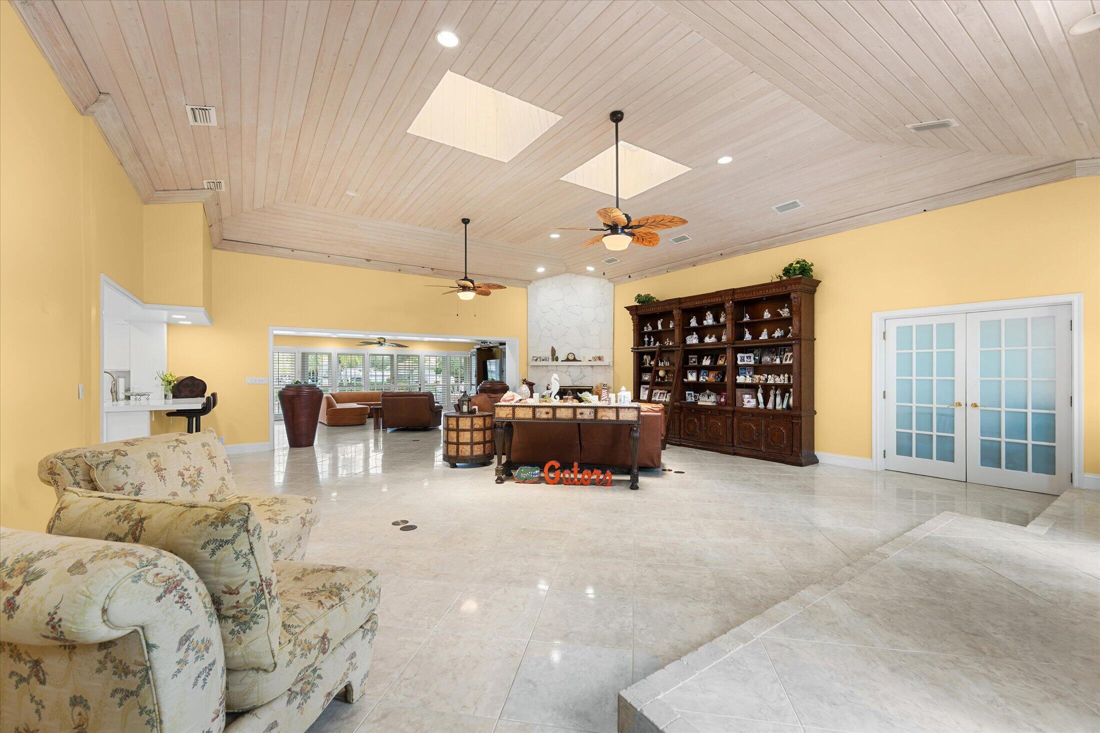 2141 NE 29th Lighthouse Point, FL 33064