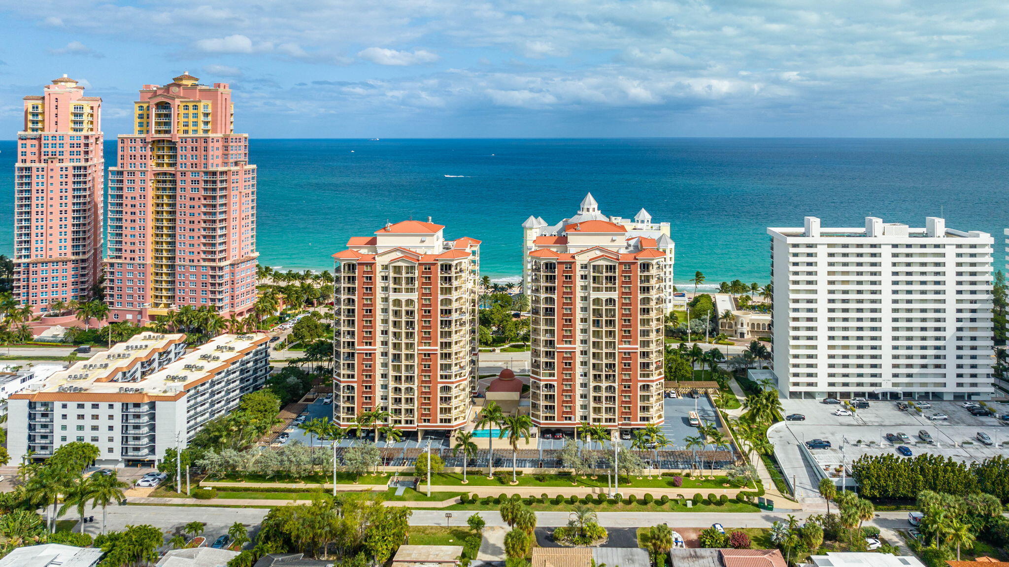 2001 N Ocean #304