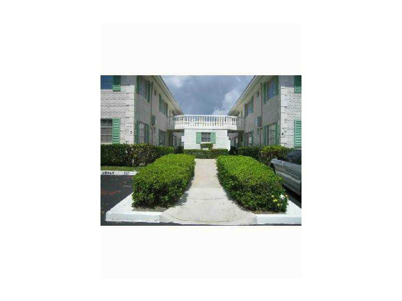 1851 NE 62nd #607