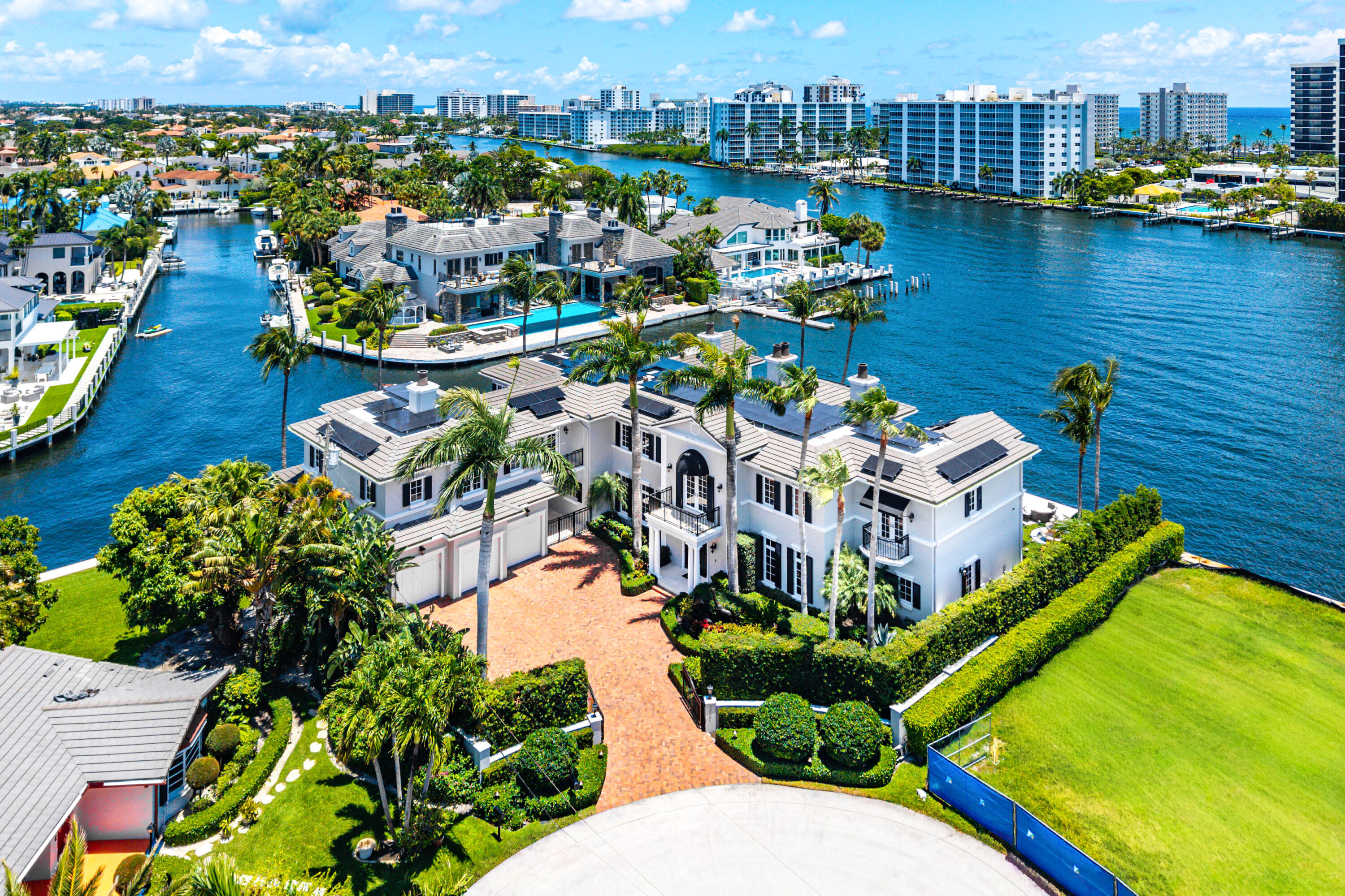 7350 NE 8th Boca Raton, FL 33487