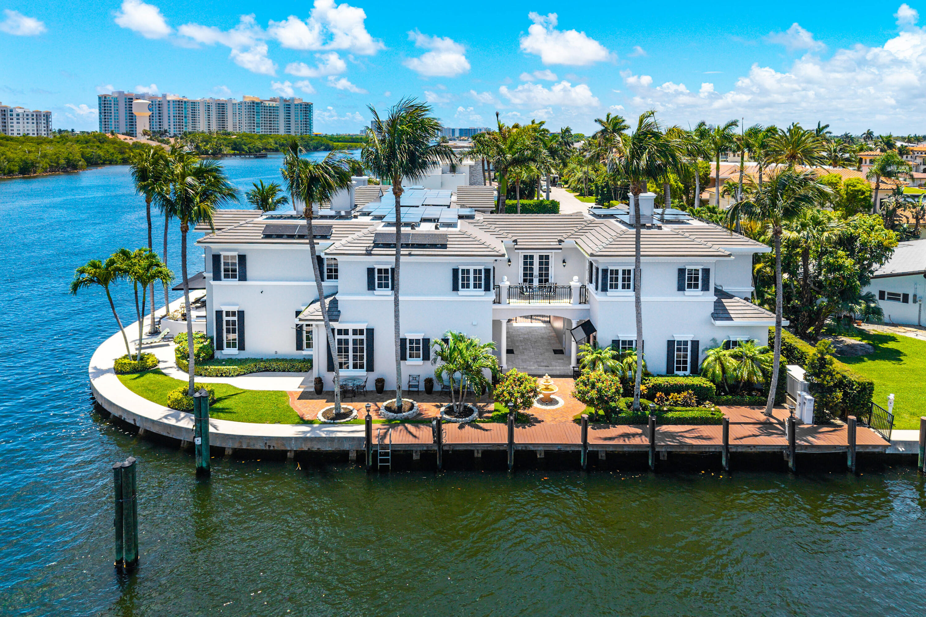 7350 NE 8th Boca Raton, FL 33487