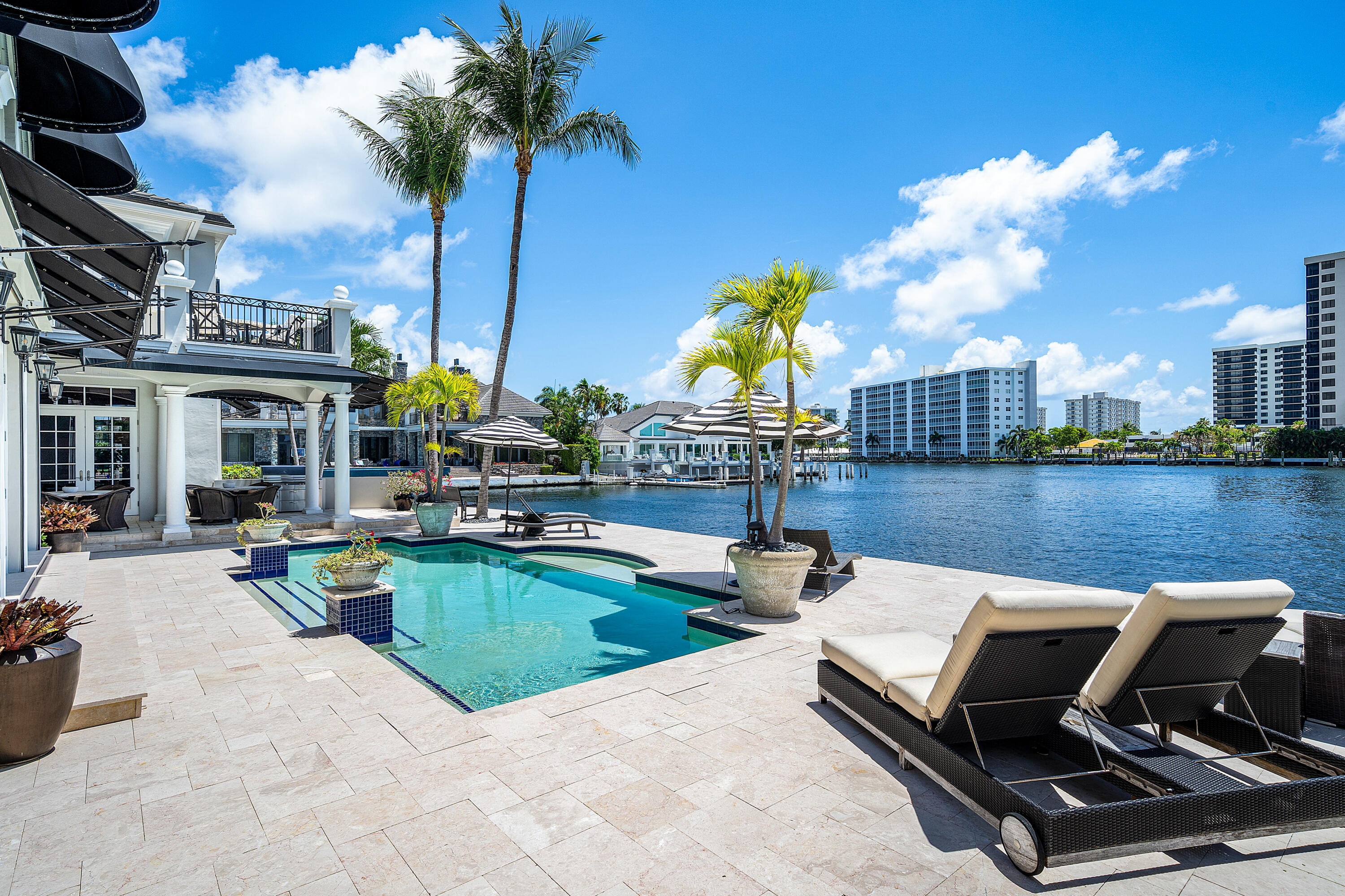 7350 NE 8th Boca Raton, FL 33487