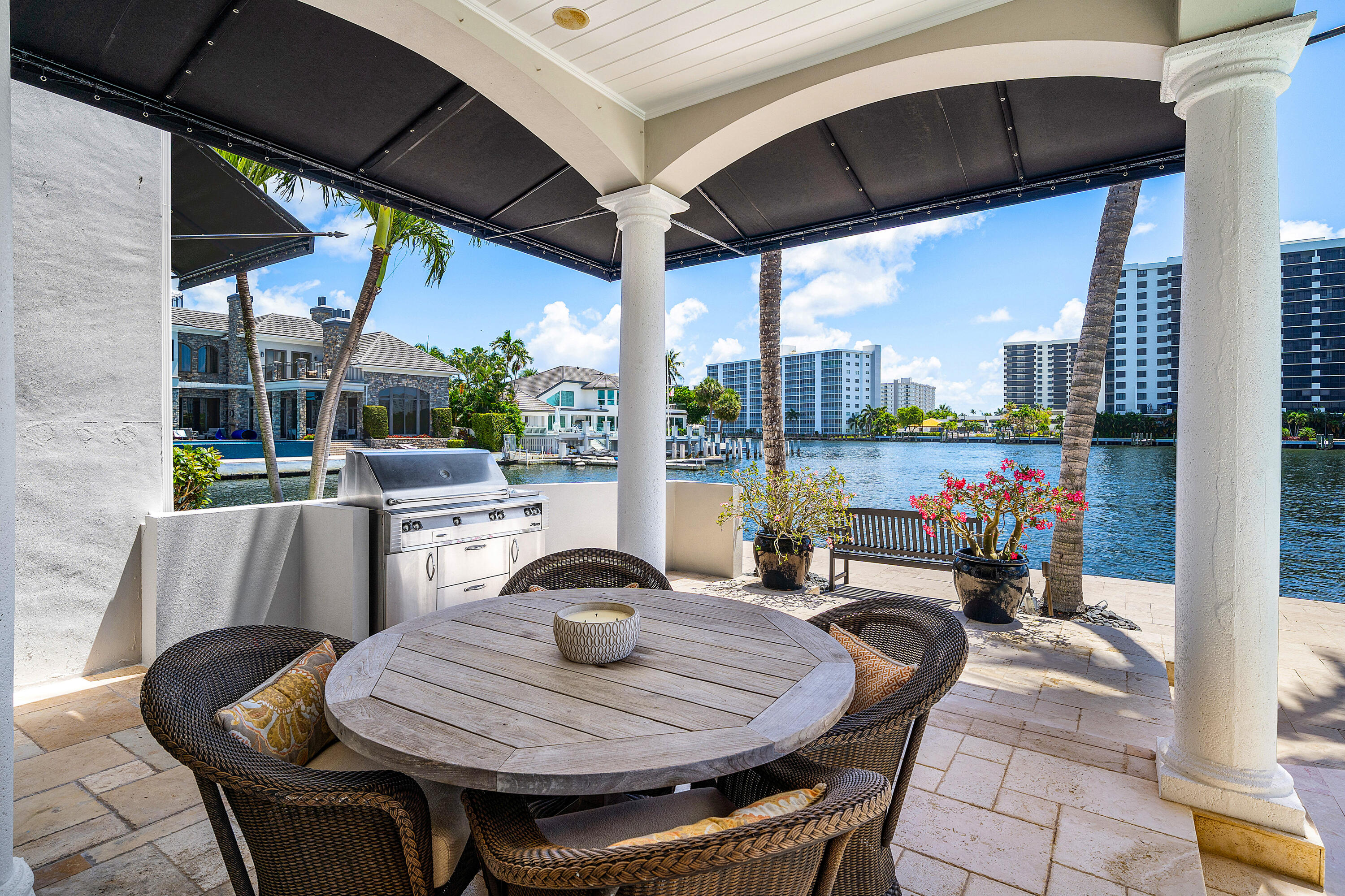 7350 NE 8th Boca Raton, FL 33487