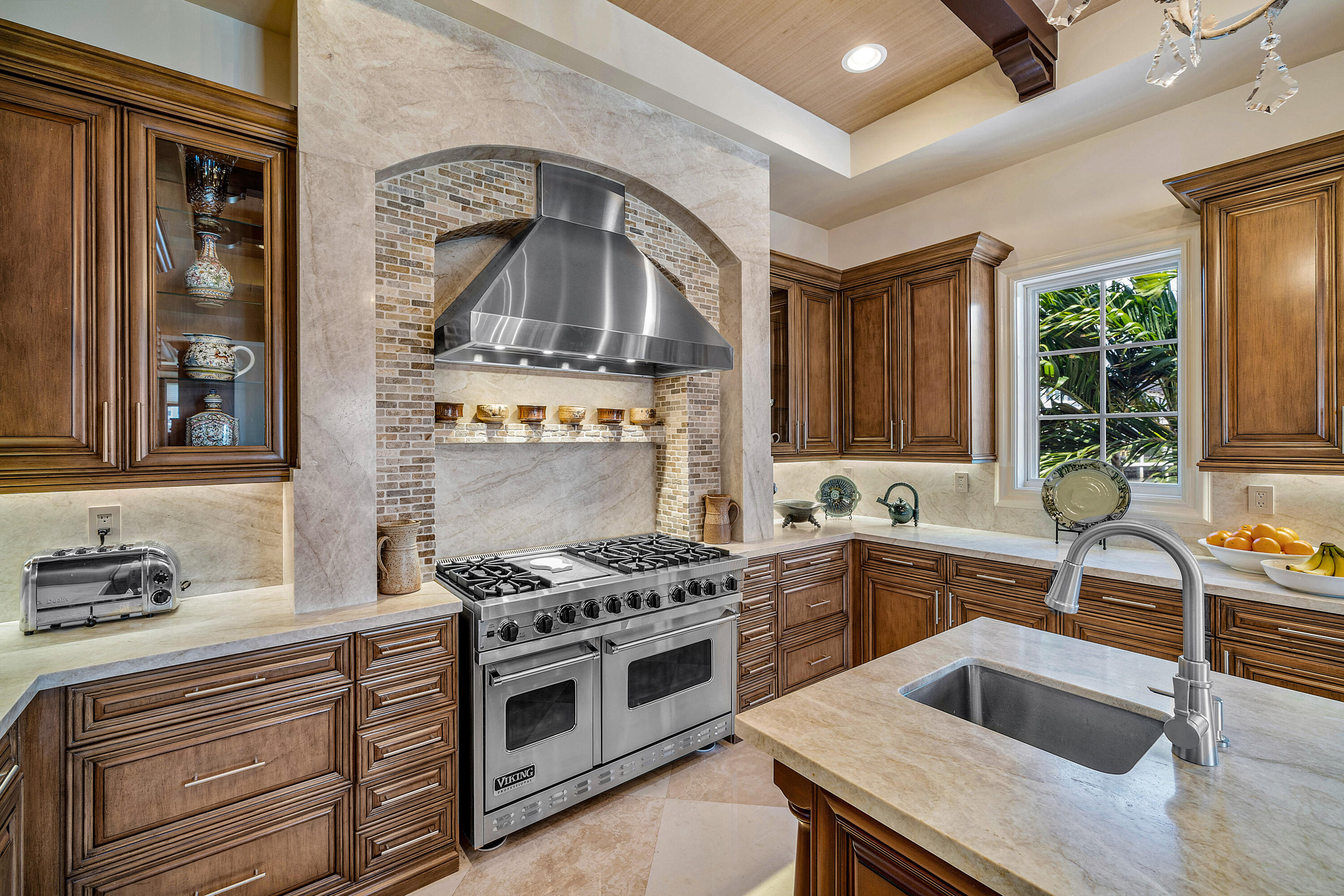 7350 NE 8th Boca Raton, FL 33487