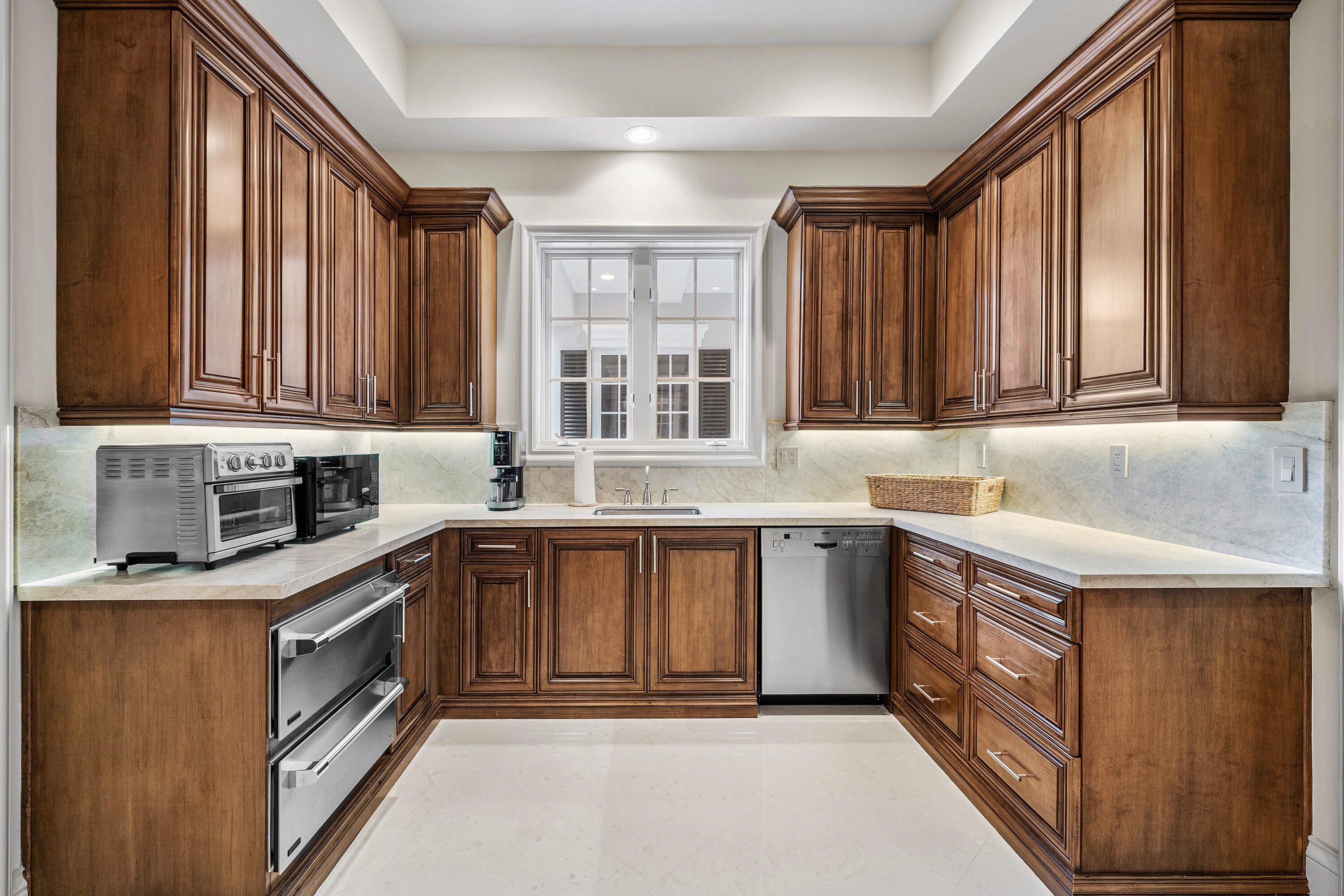 7350 NE 8th Boca Raton, FL 33487