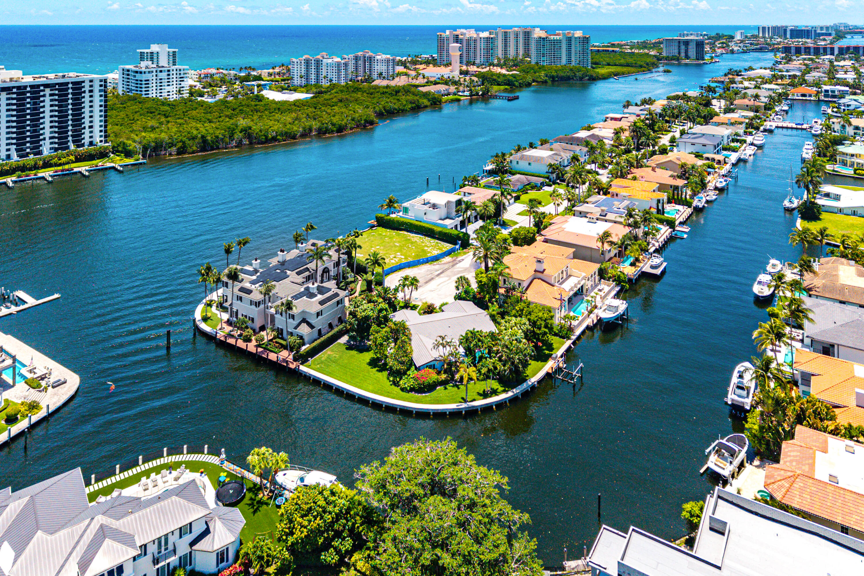 7350 NE 8th Boca Raton, FL 33487