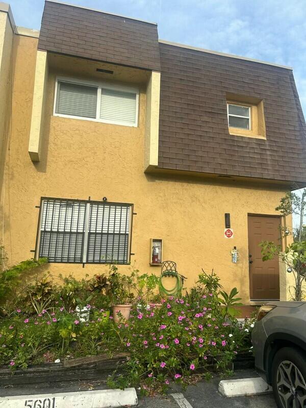 5601 Blueberry #157