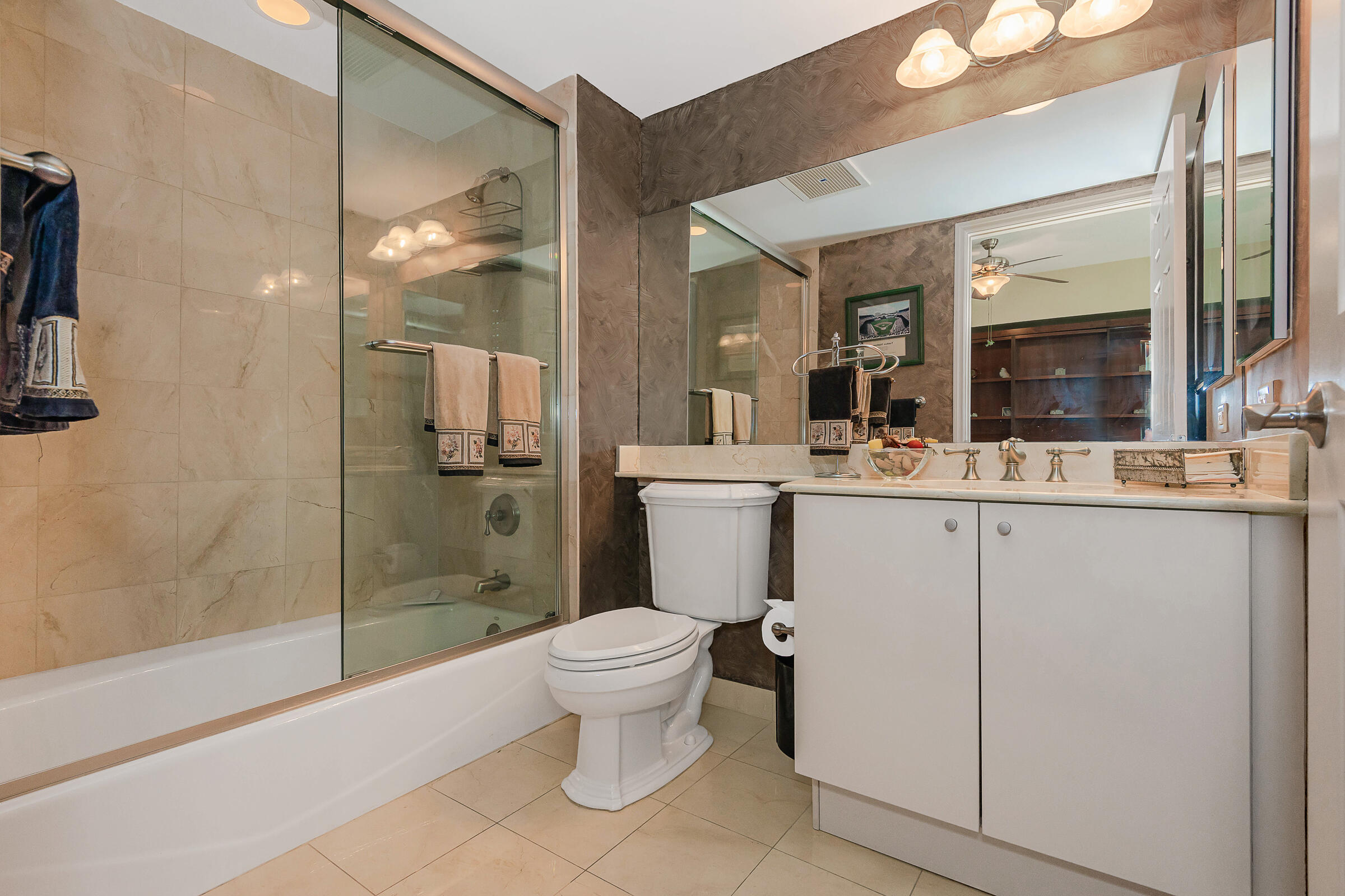411 N New Riv Dr #1703 Fort Lauderdale, FL 33301