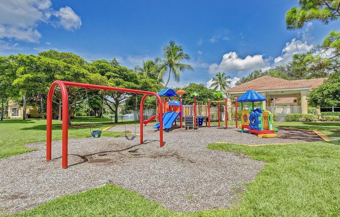 1073 Aspri Riviera Beach, FL 33418