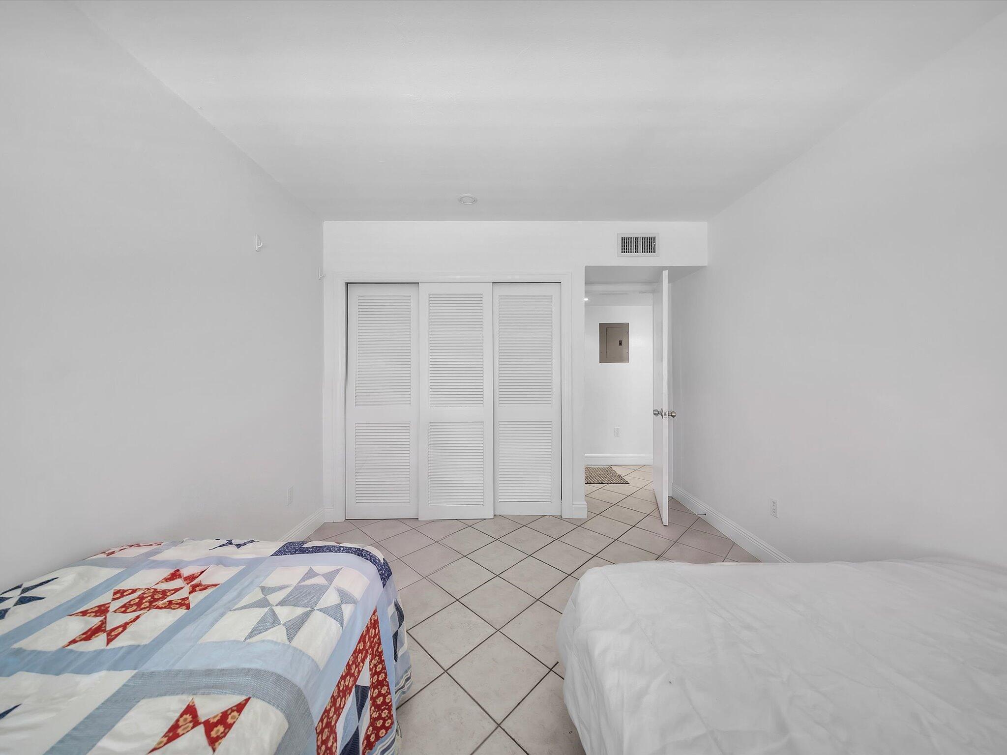 1150 Madruga #C302 Miami, FL 33146