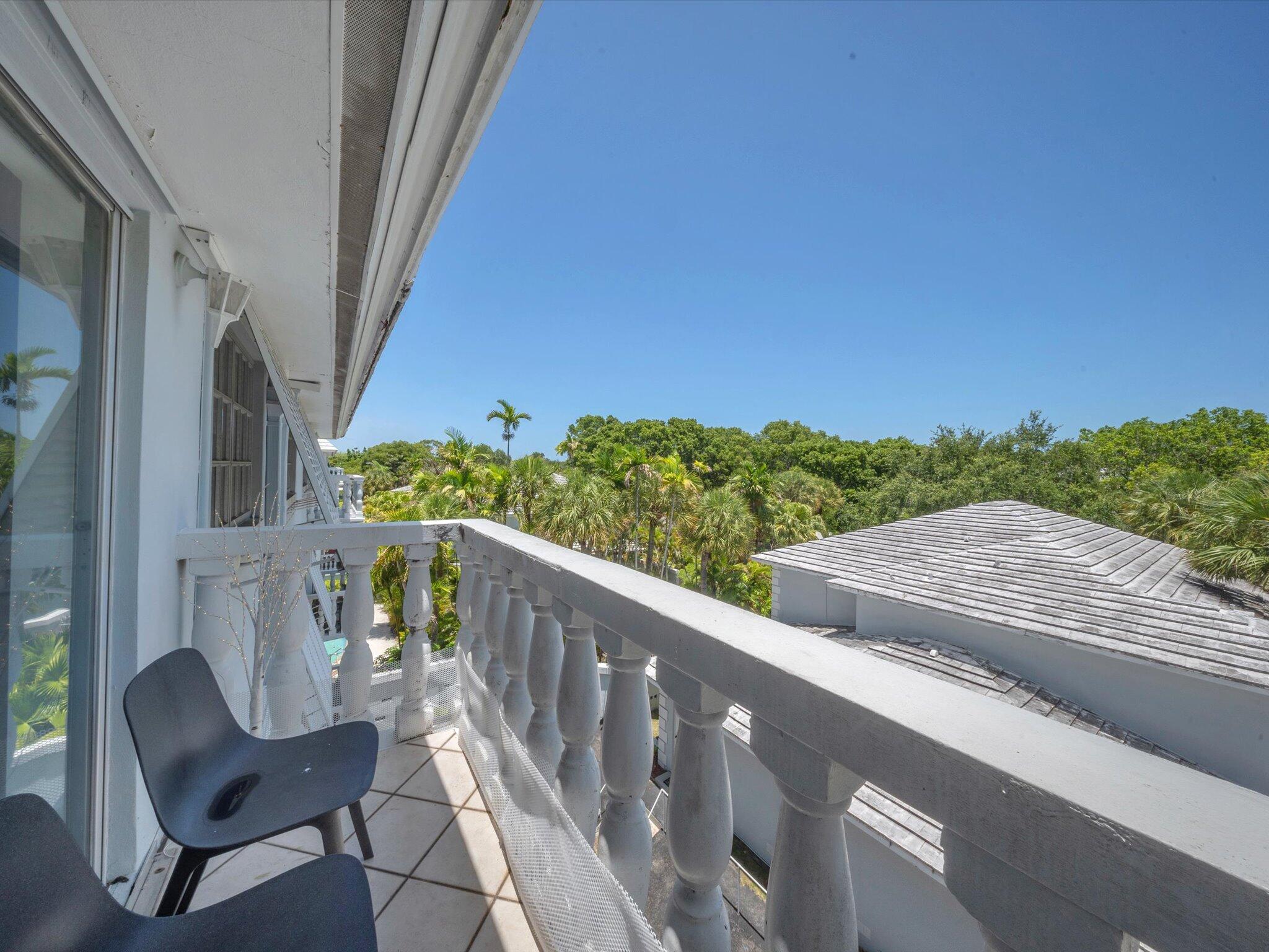 1150 Madruga #C302 Miami, FL 33146