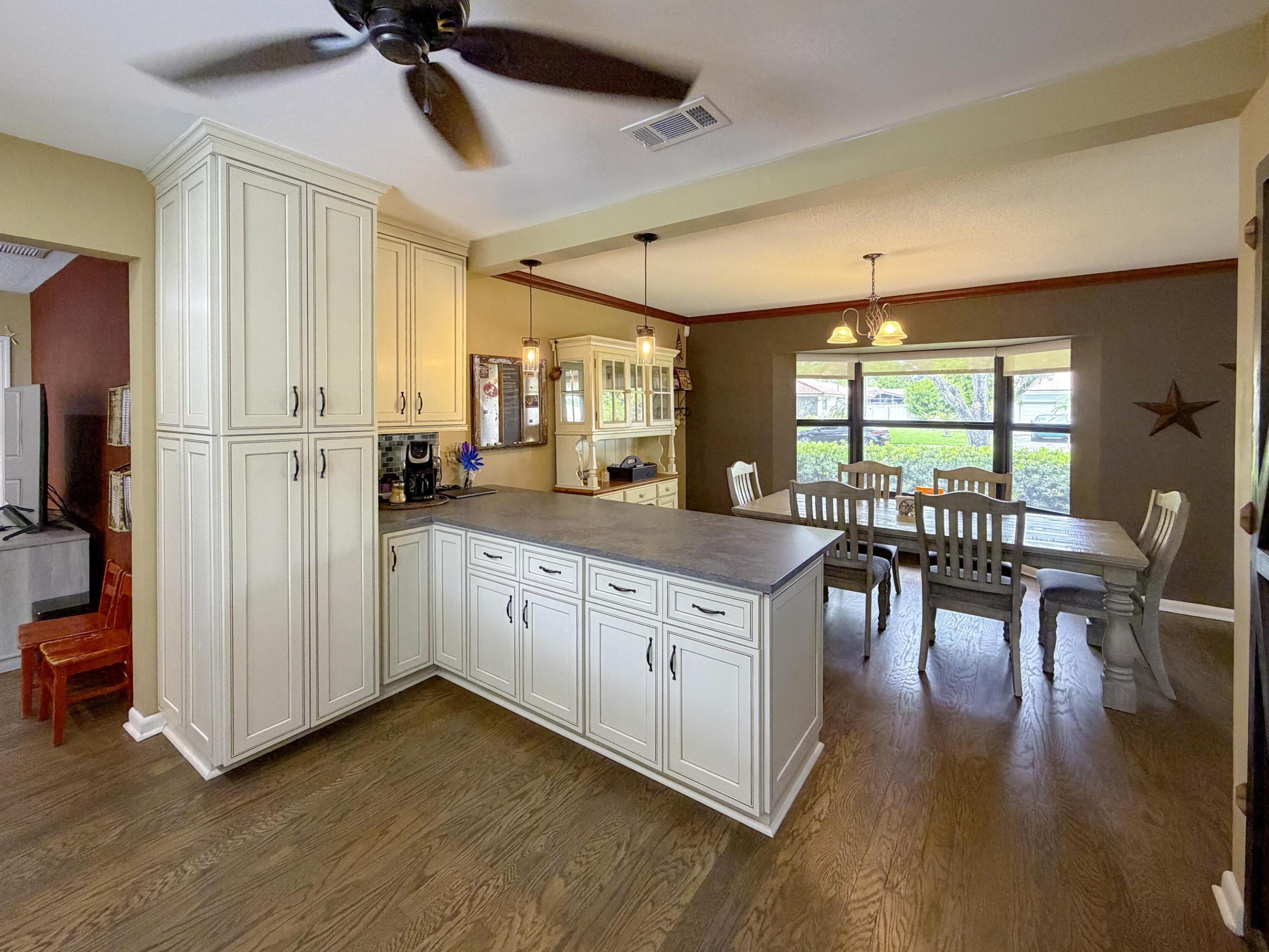 820 NW 73rd Plantation, FL 33317