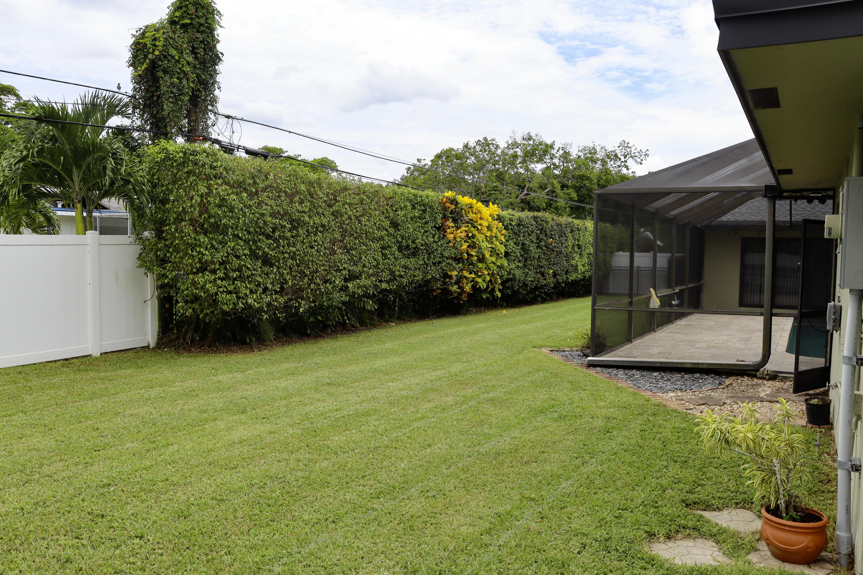 820 NW 73rd Plantation, FL 33317