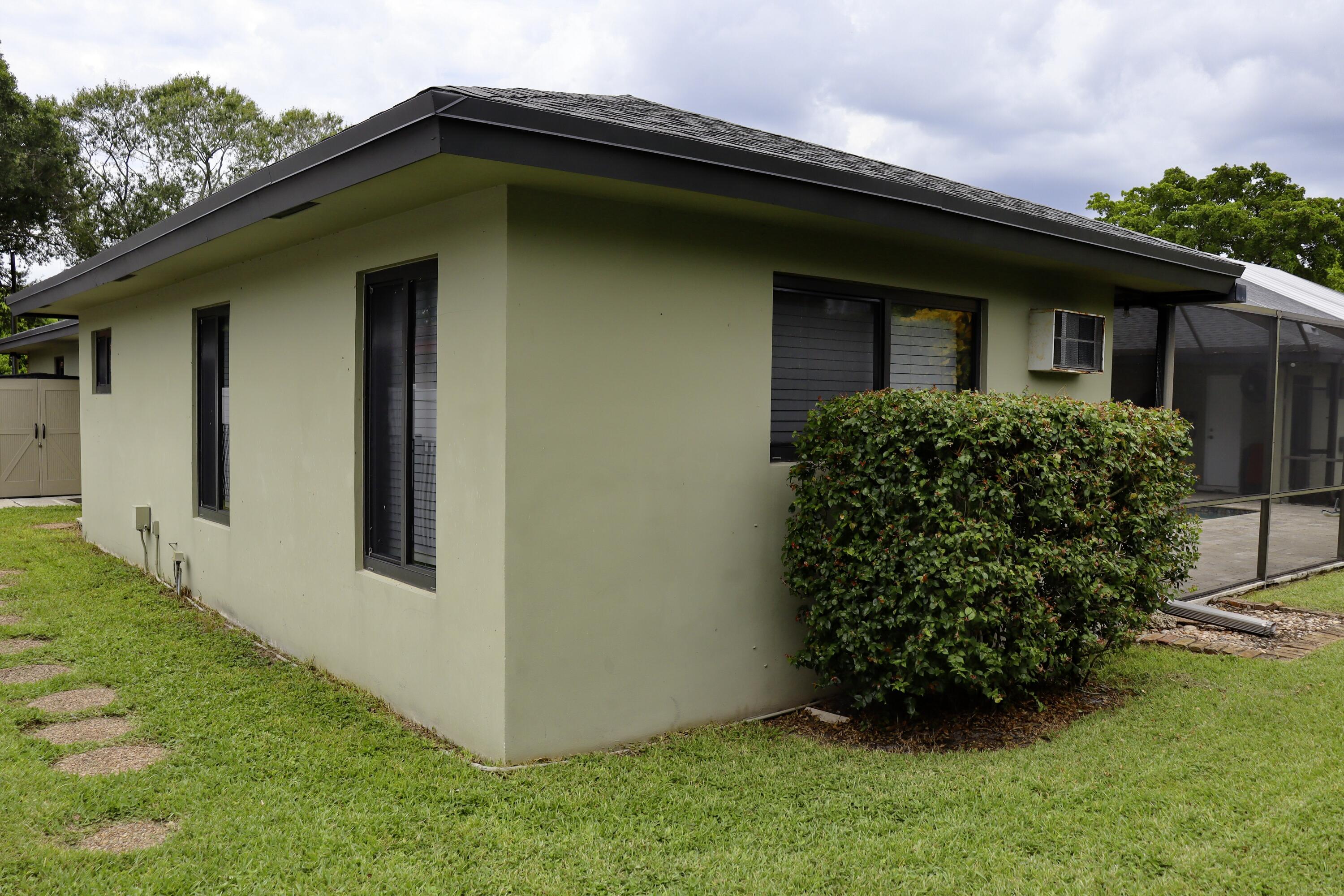 820 NW 73rd Plantation, FL 33317