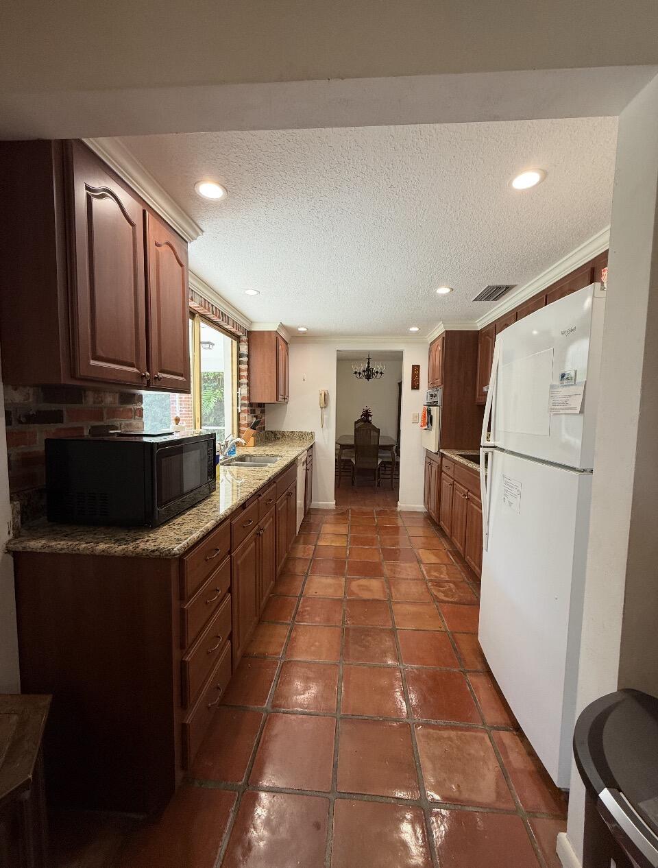 1916 Harbourview Dr Fort Lauderdale, FL 33316