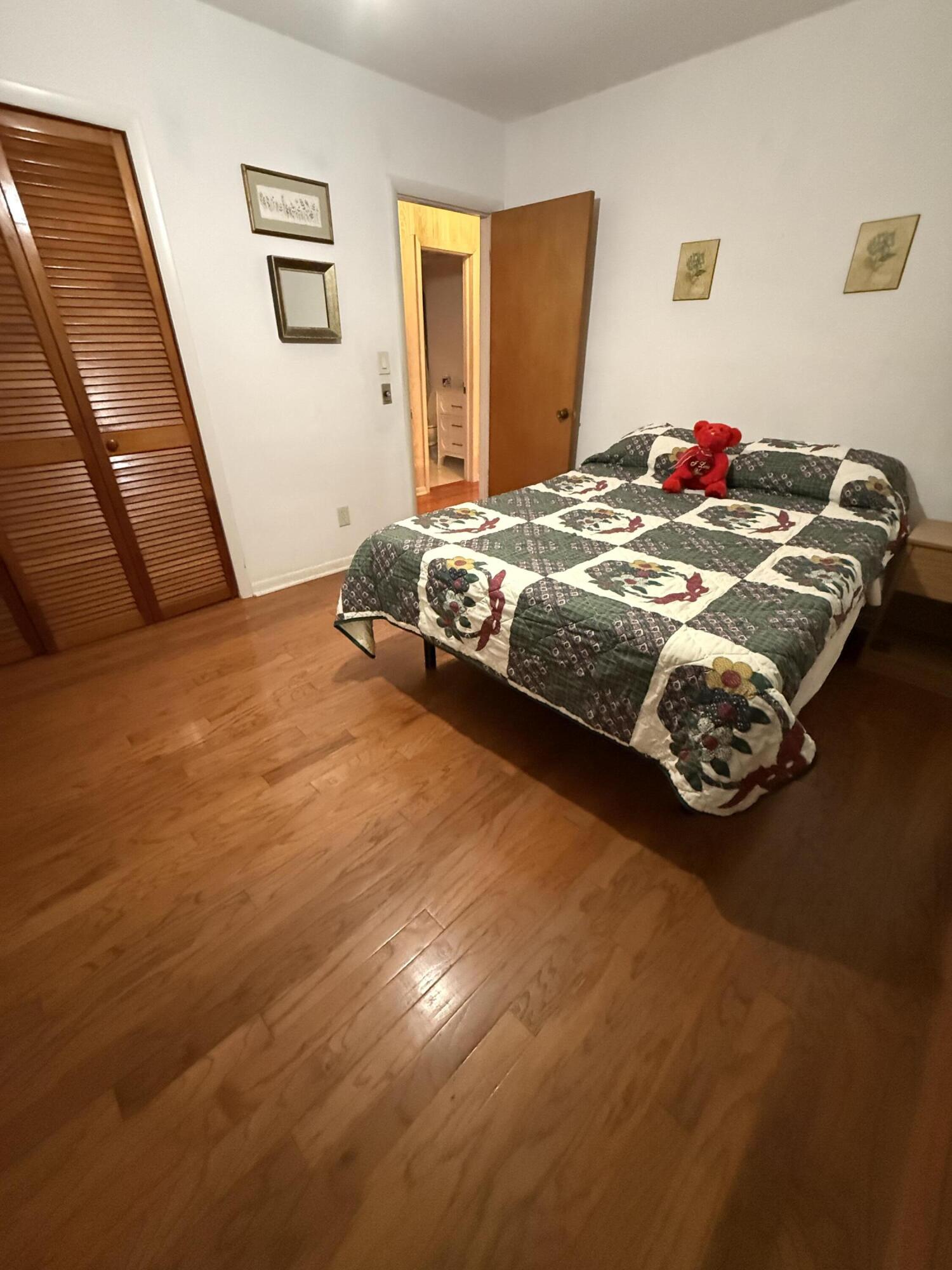 1916 Harbourview Dr Fort Lauderdale, FL 33316