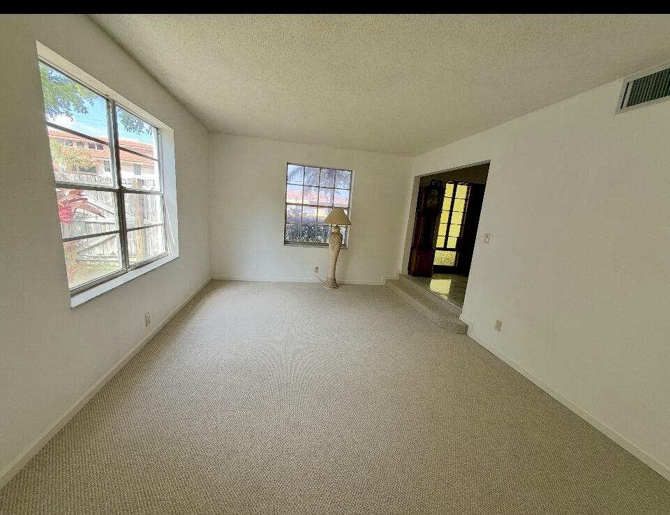 1916 Harbourview Dr Fort Lauderdale, FL 33316