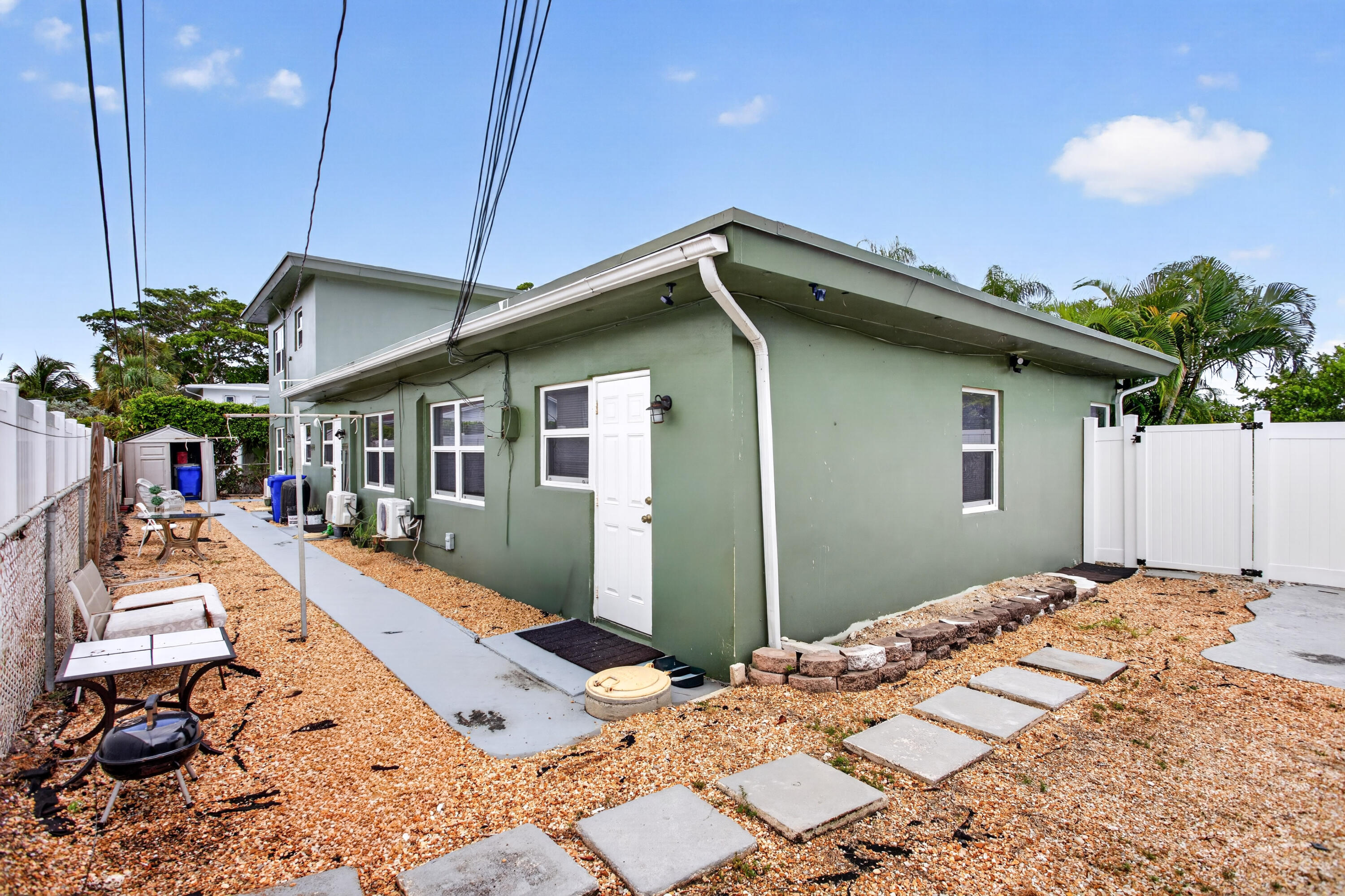3404 Spg St Pompano Beach, FL 33062