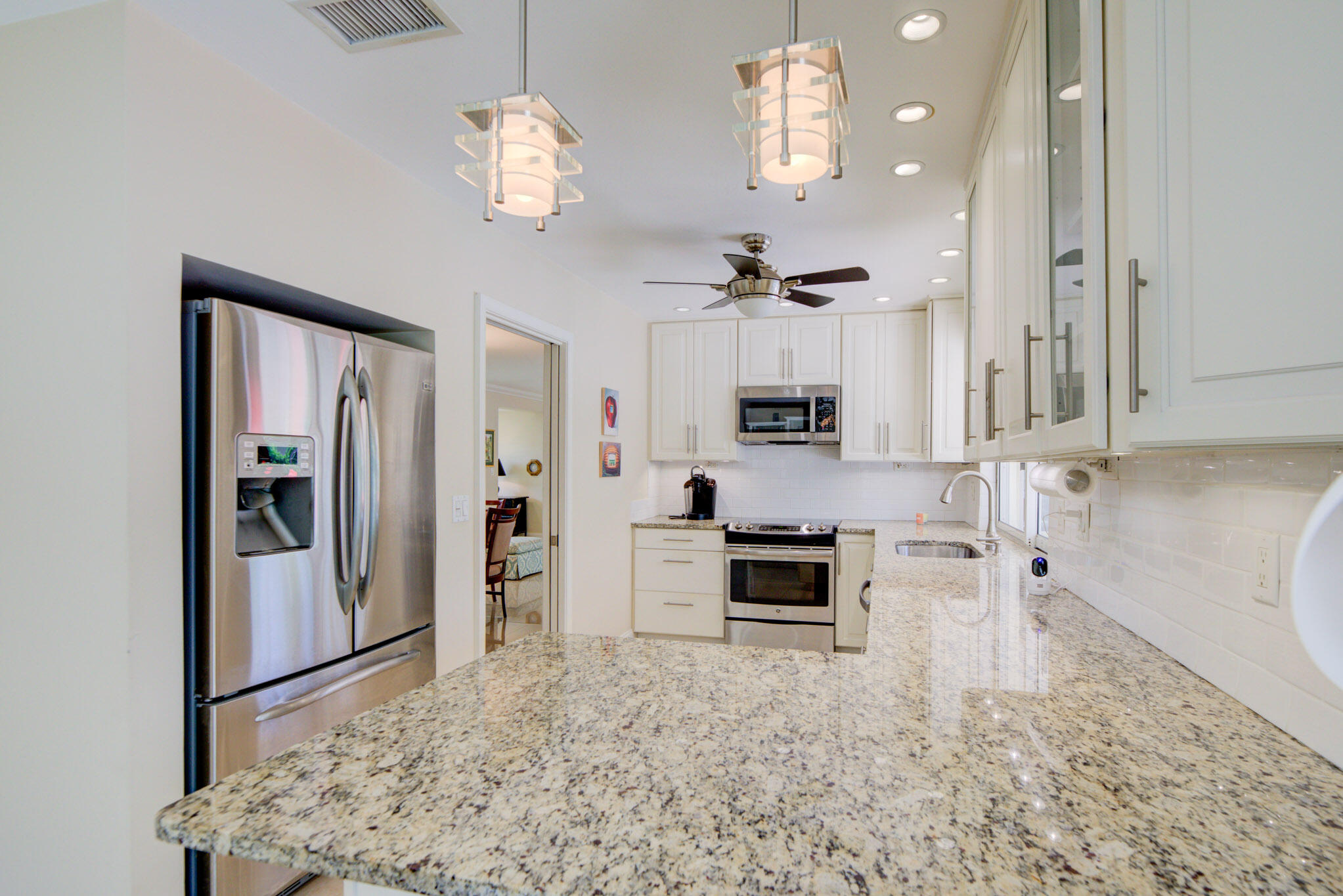 5810 NE 21st Ave Fort Lauderdale, FL 33308