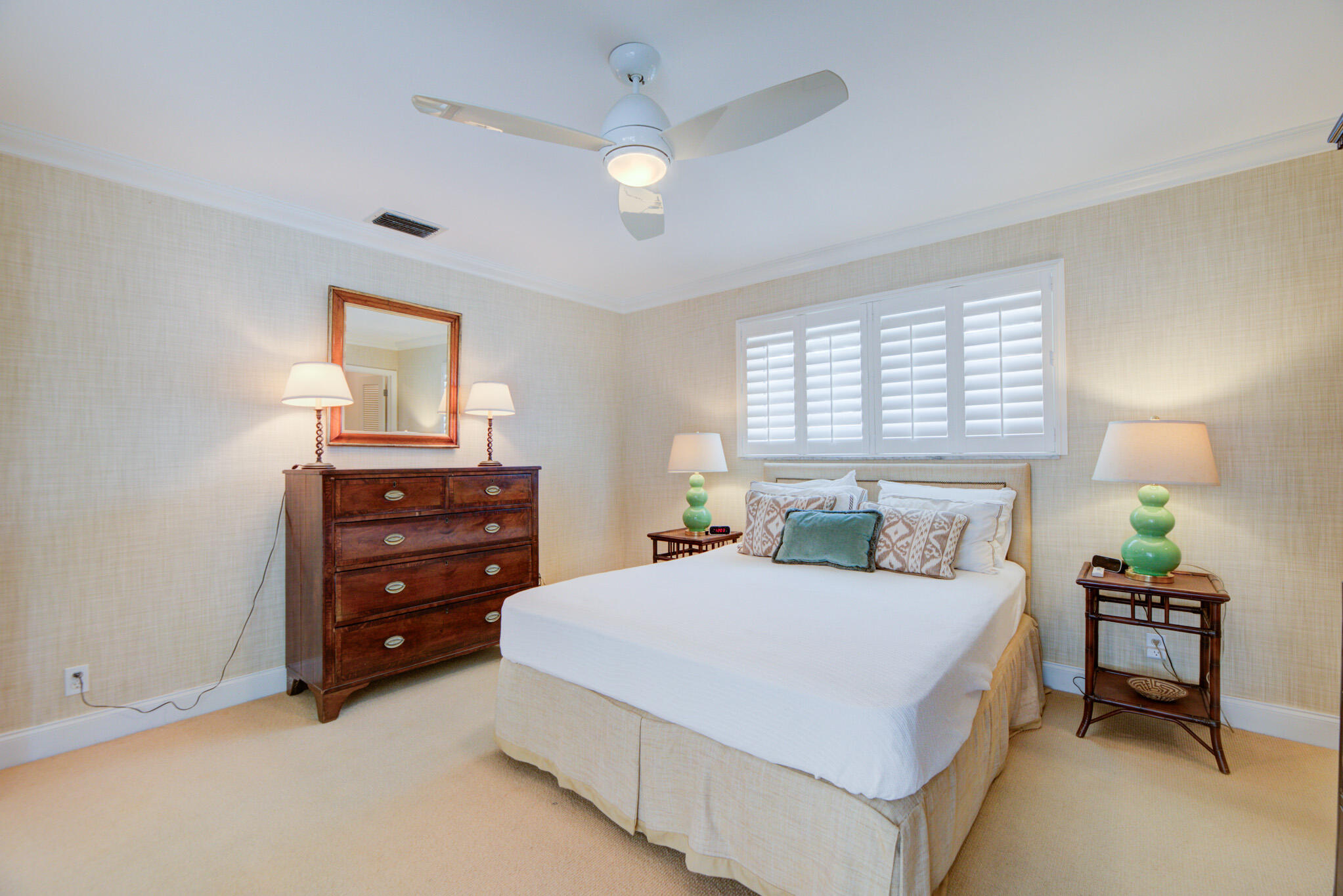 5810 NE 21st Ave Fort Lauderdale, FL 33308