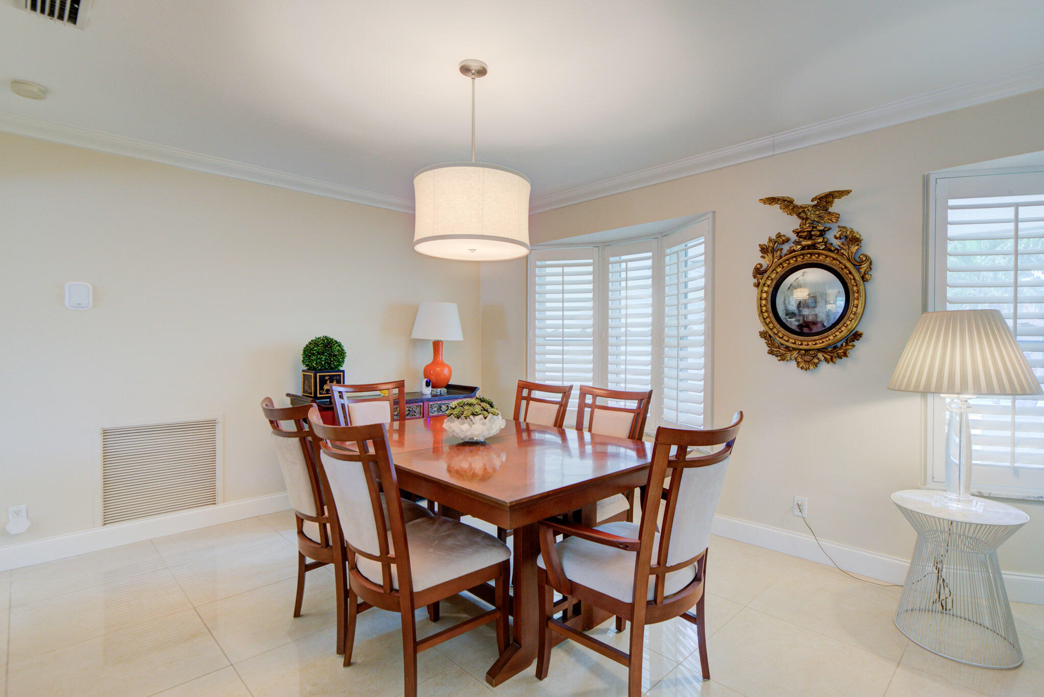 5810 NE 21st Ave Fort Lauderdale, FL 33308