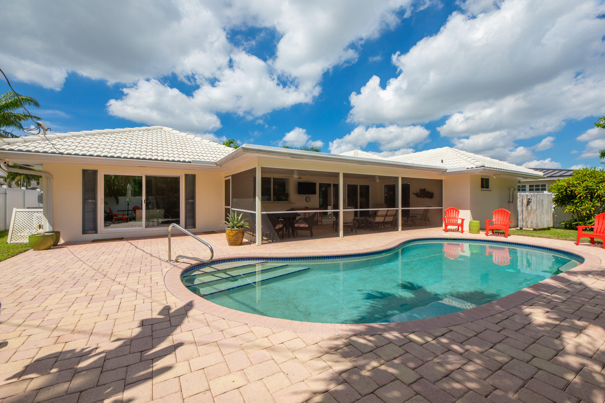 5810 NE 21st Ave Fort Lauderdale, FL 33308