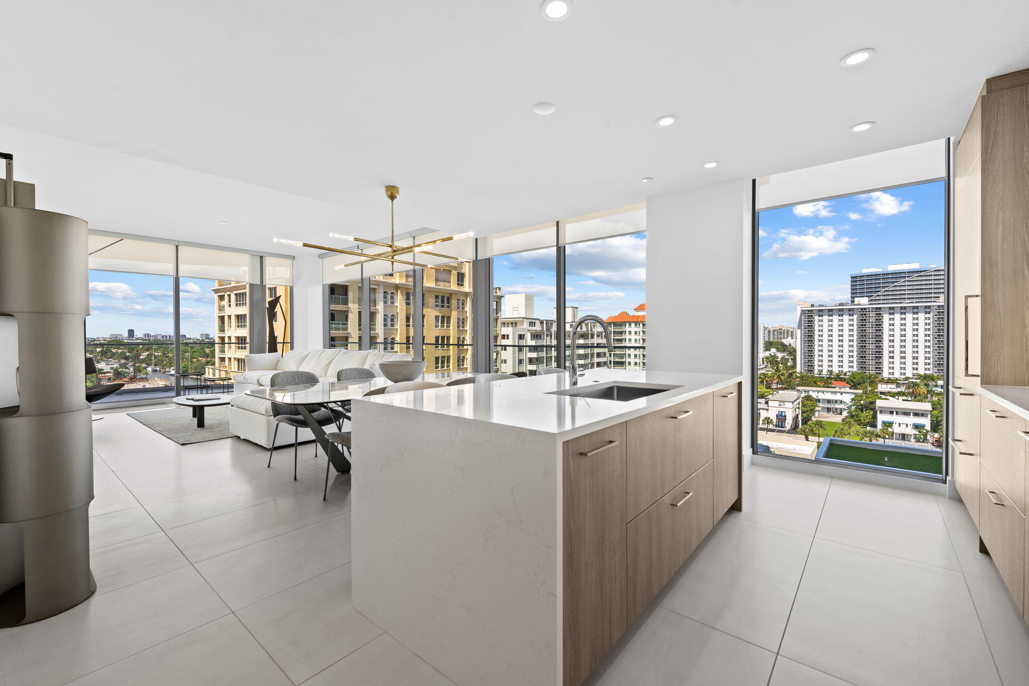 153 N Seabreeze Blvd #704 Fort Lauderdale, FL 33304