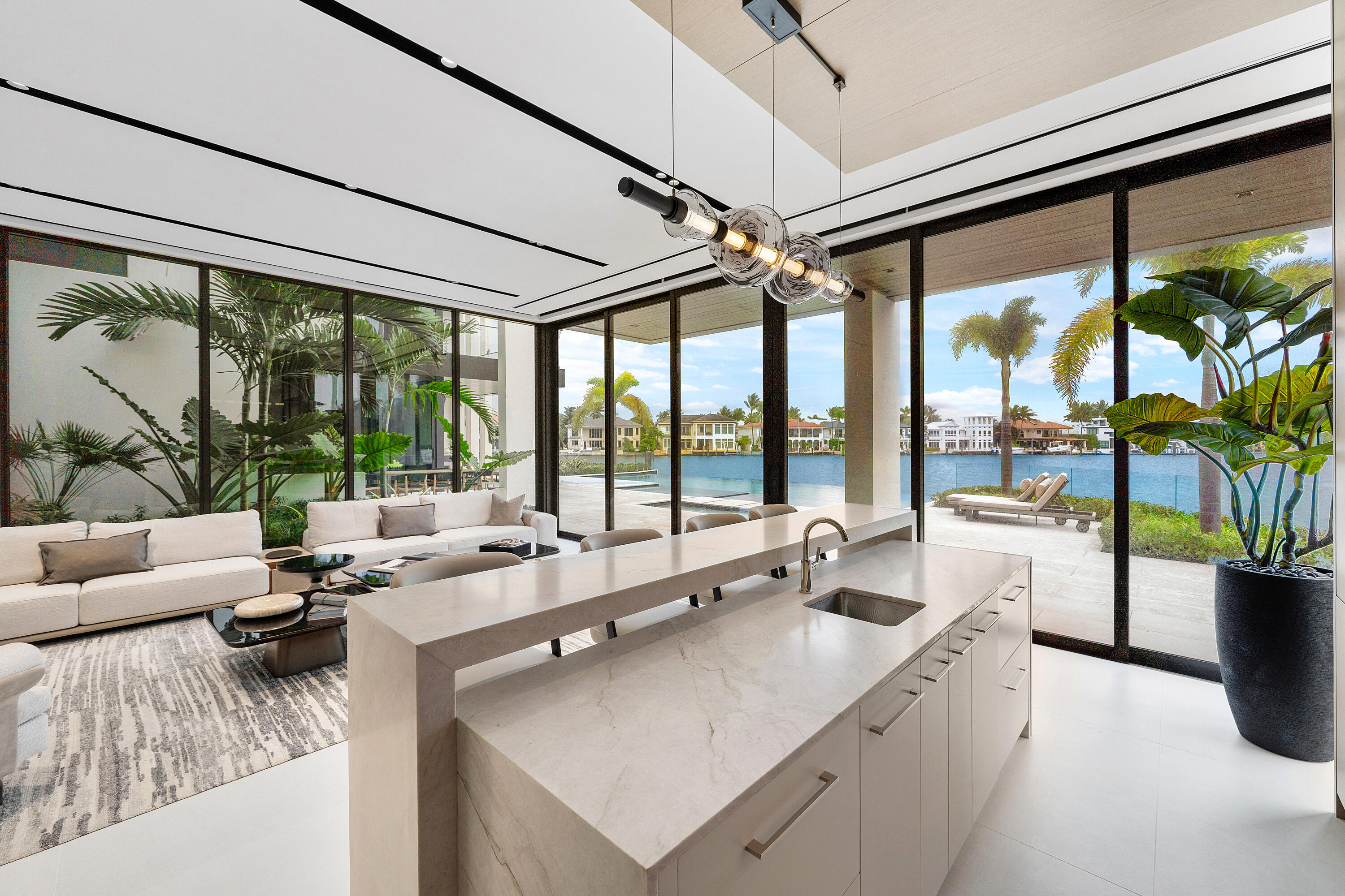 829 Orchid Dr Boca Raton, FL 33432