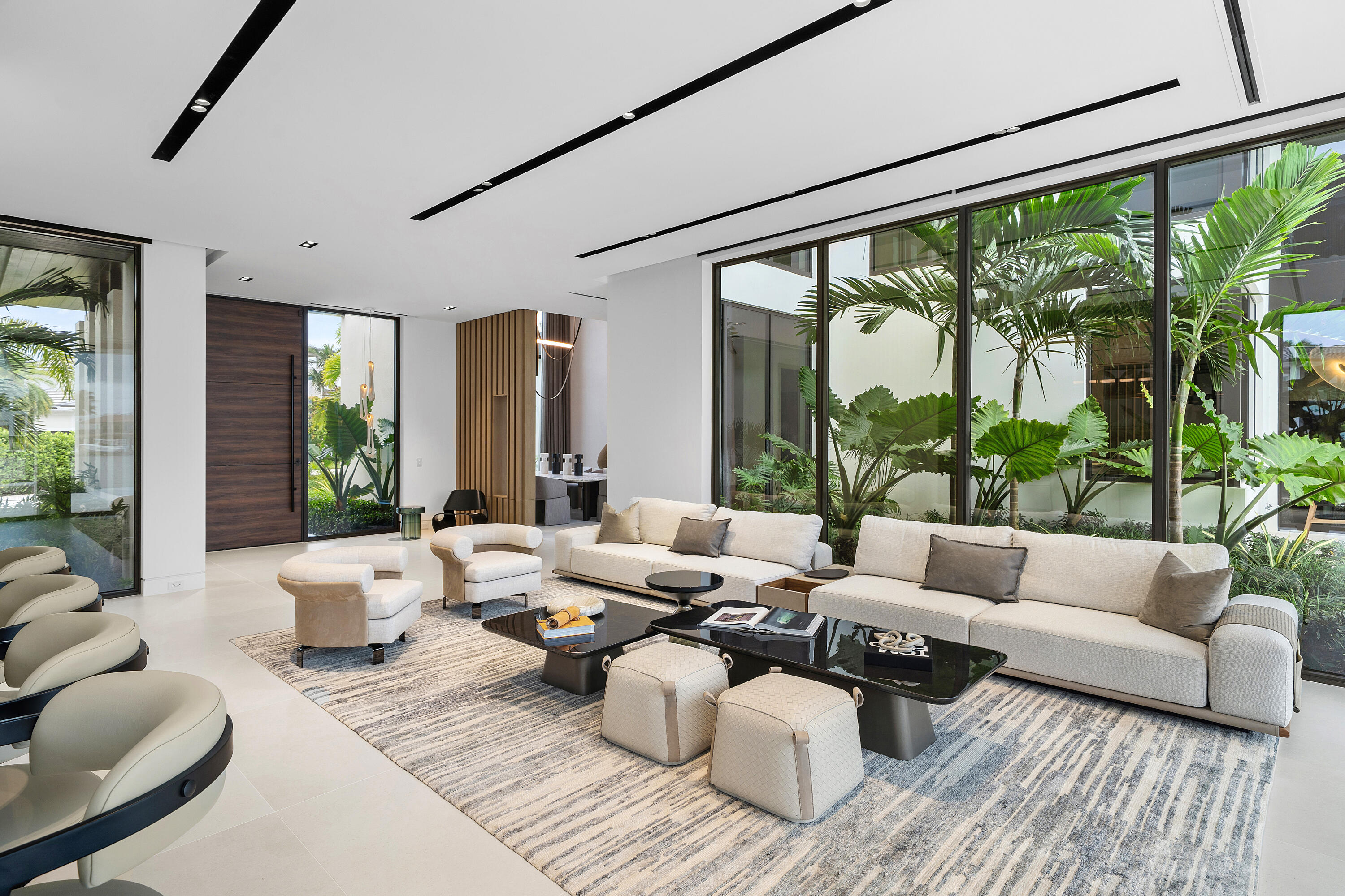829 Orchid Dr Boca Raton, FL 33432
