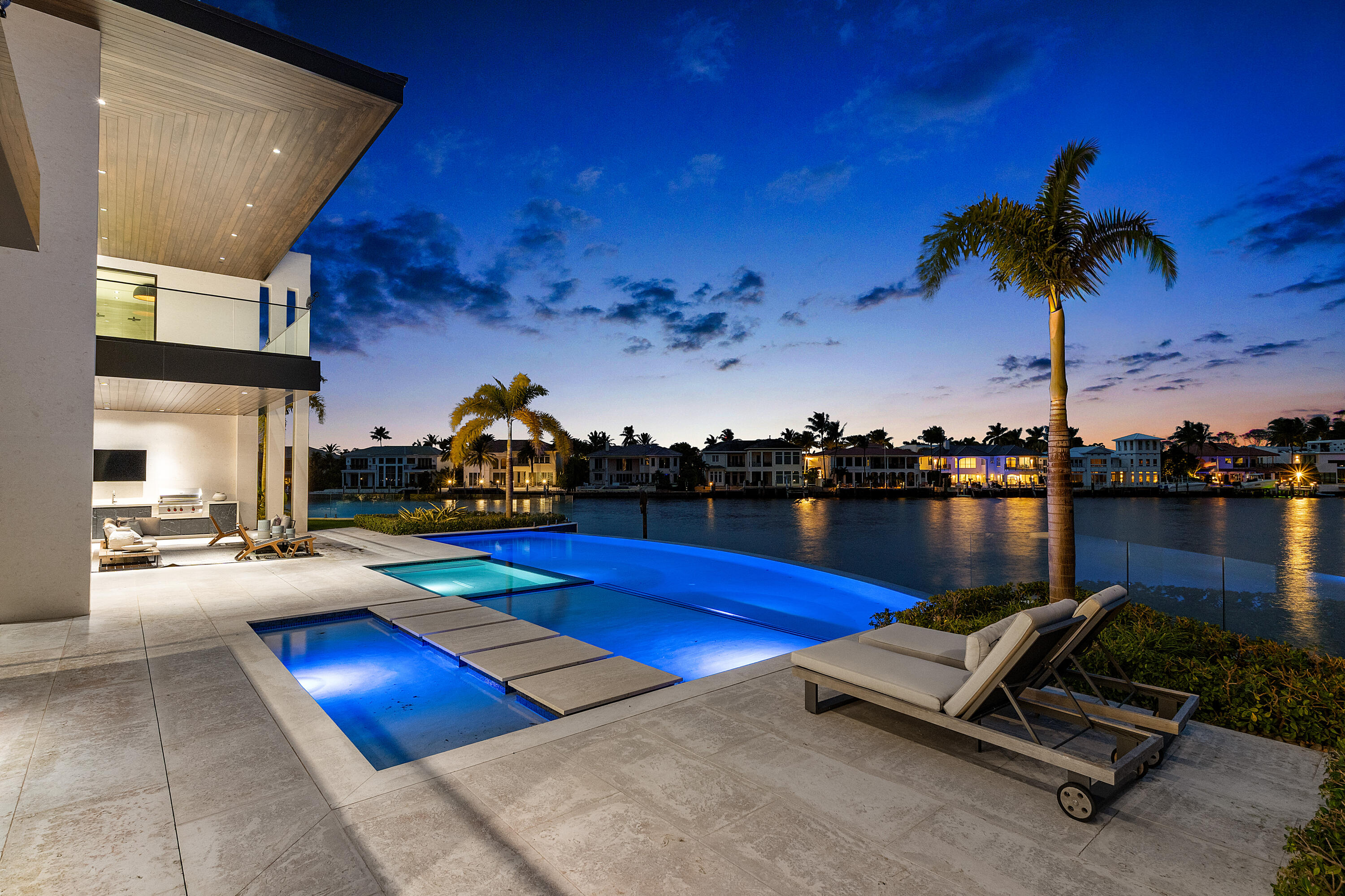 829 Orchid Dr Boca Raton, FL 33432