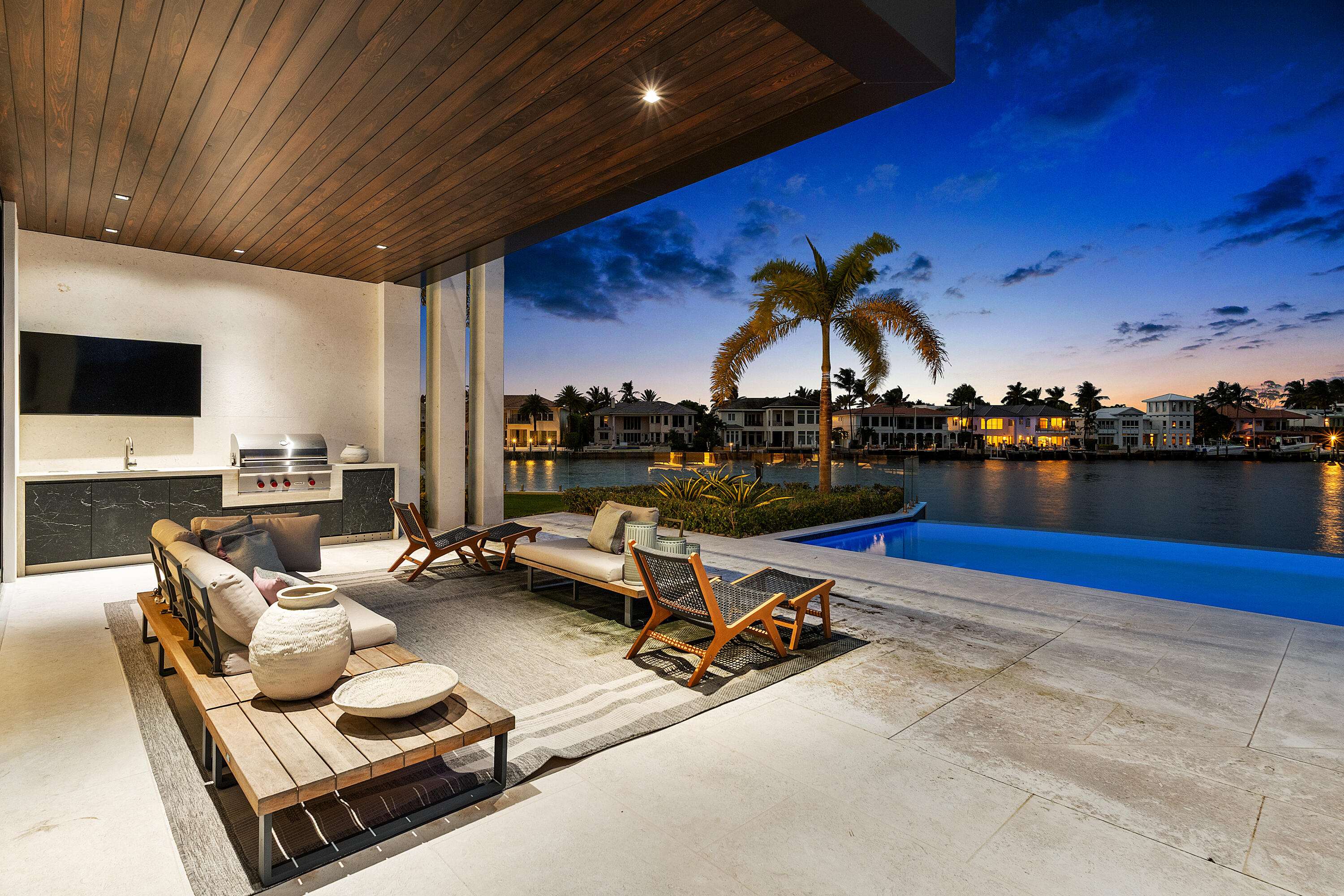 829 Orchid Dr Boca Raton, FL 33432