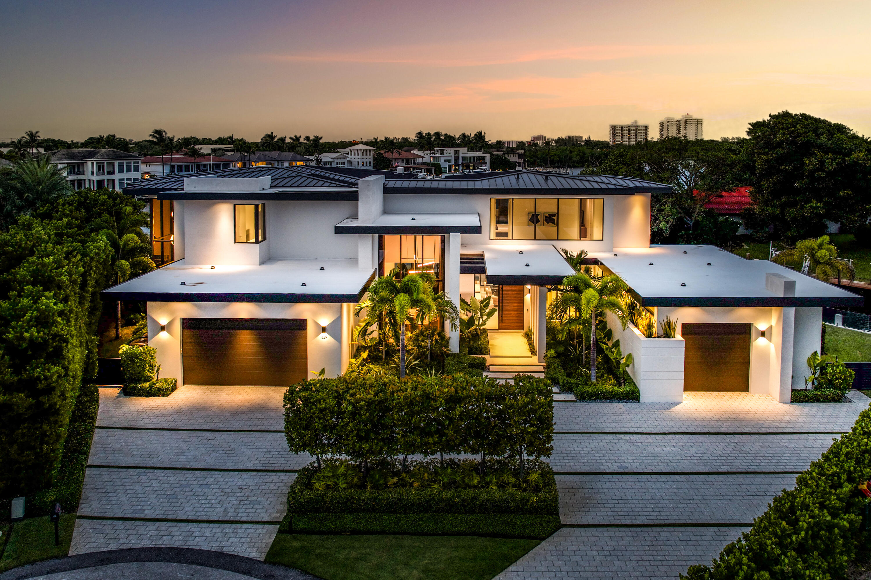 829 Orchid Dr Boca Raton, FL 33432