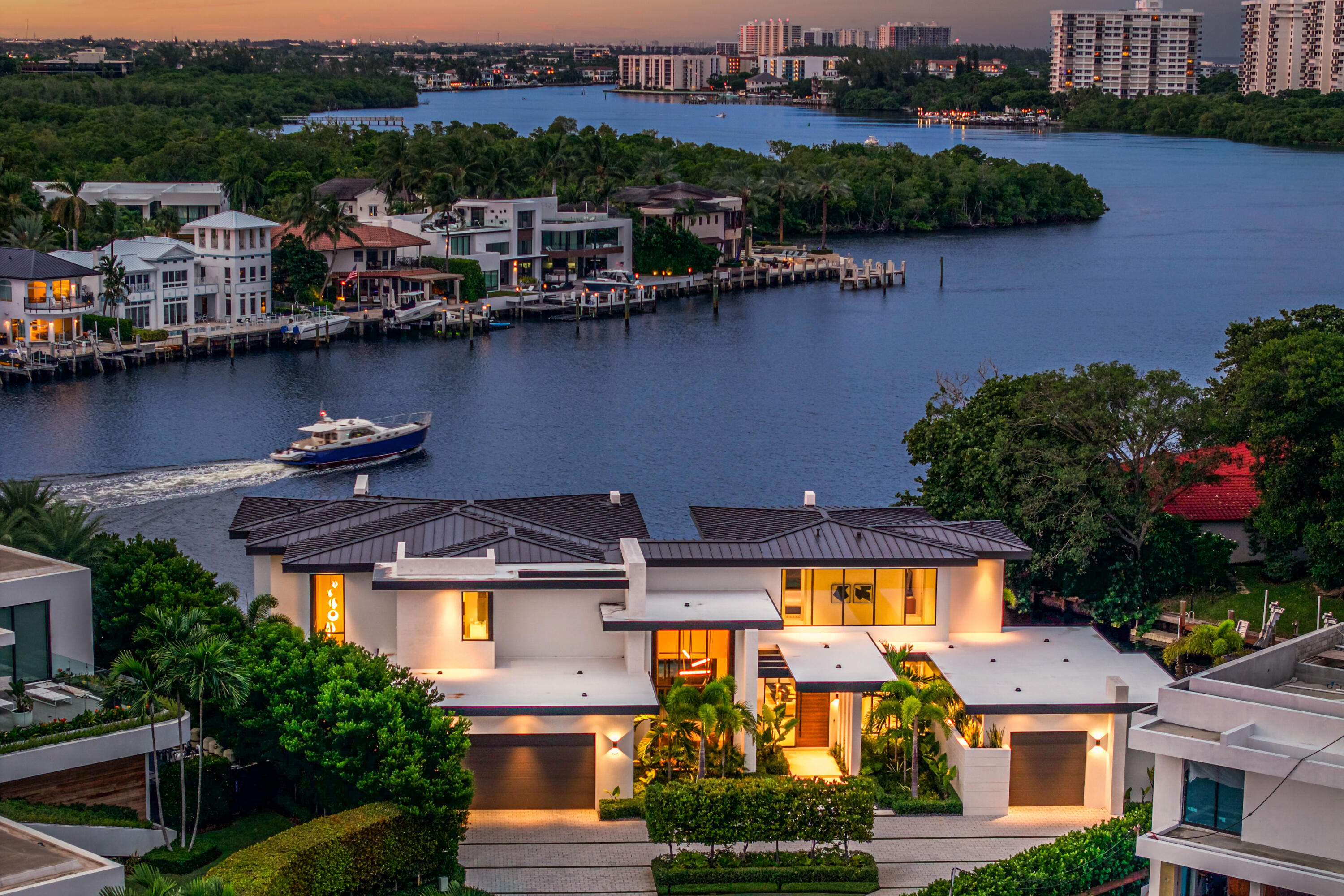 829 Orchid Dr Boca Raton, FL 33432