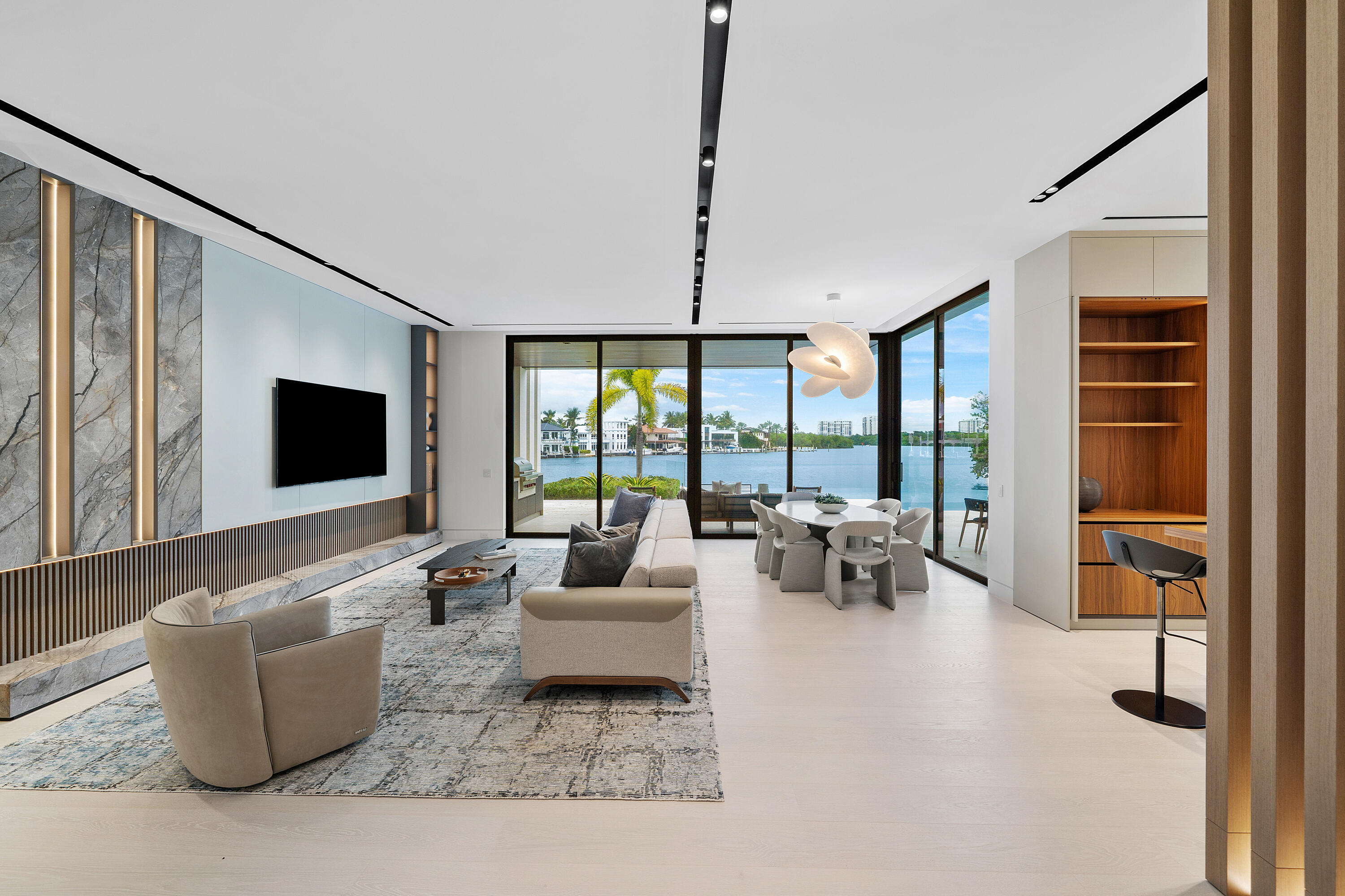 829 Orchid Dr Boca Raton, FL 33432