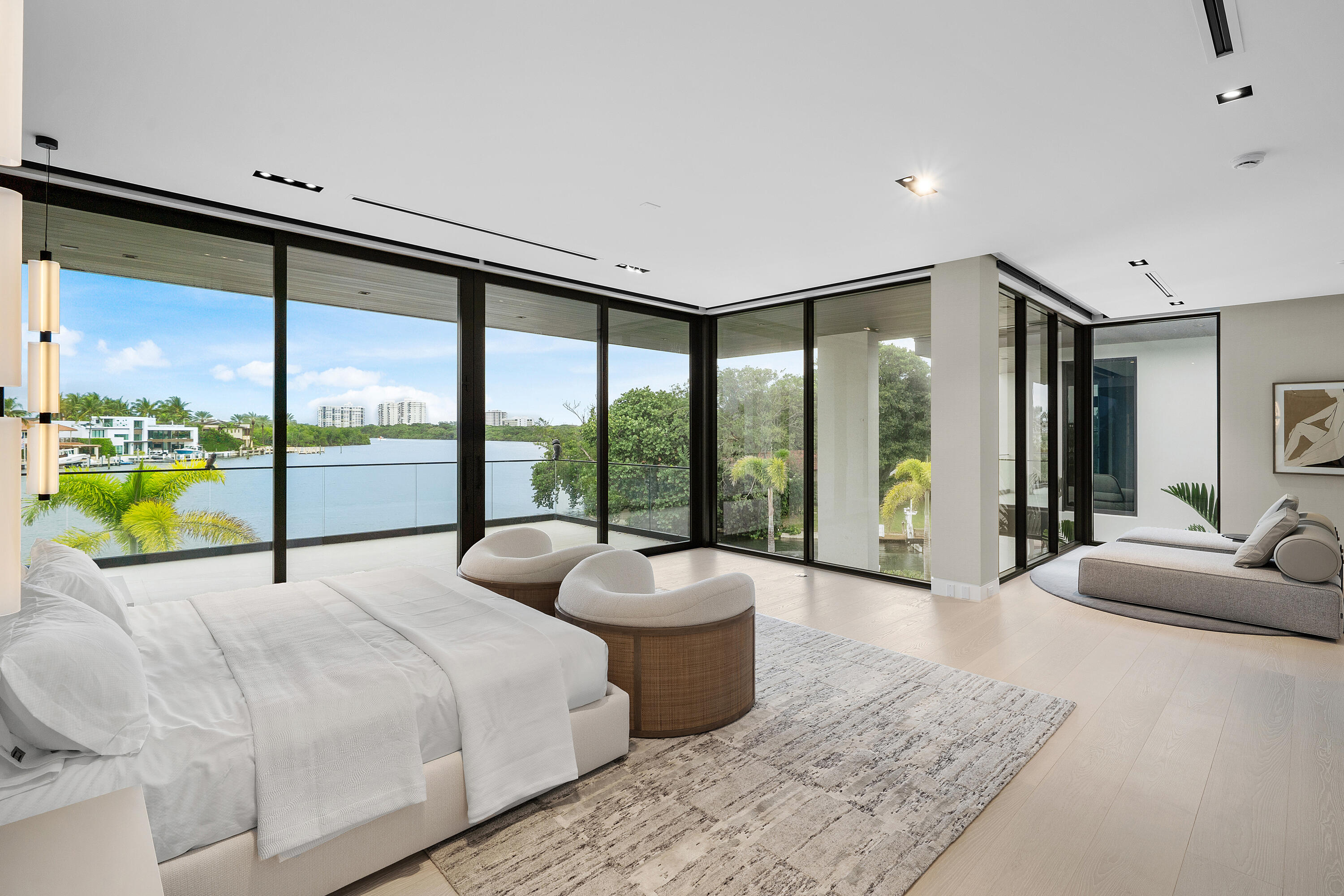 829 Orchid Dr Boca Raton, FL 33432