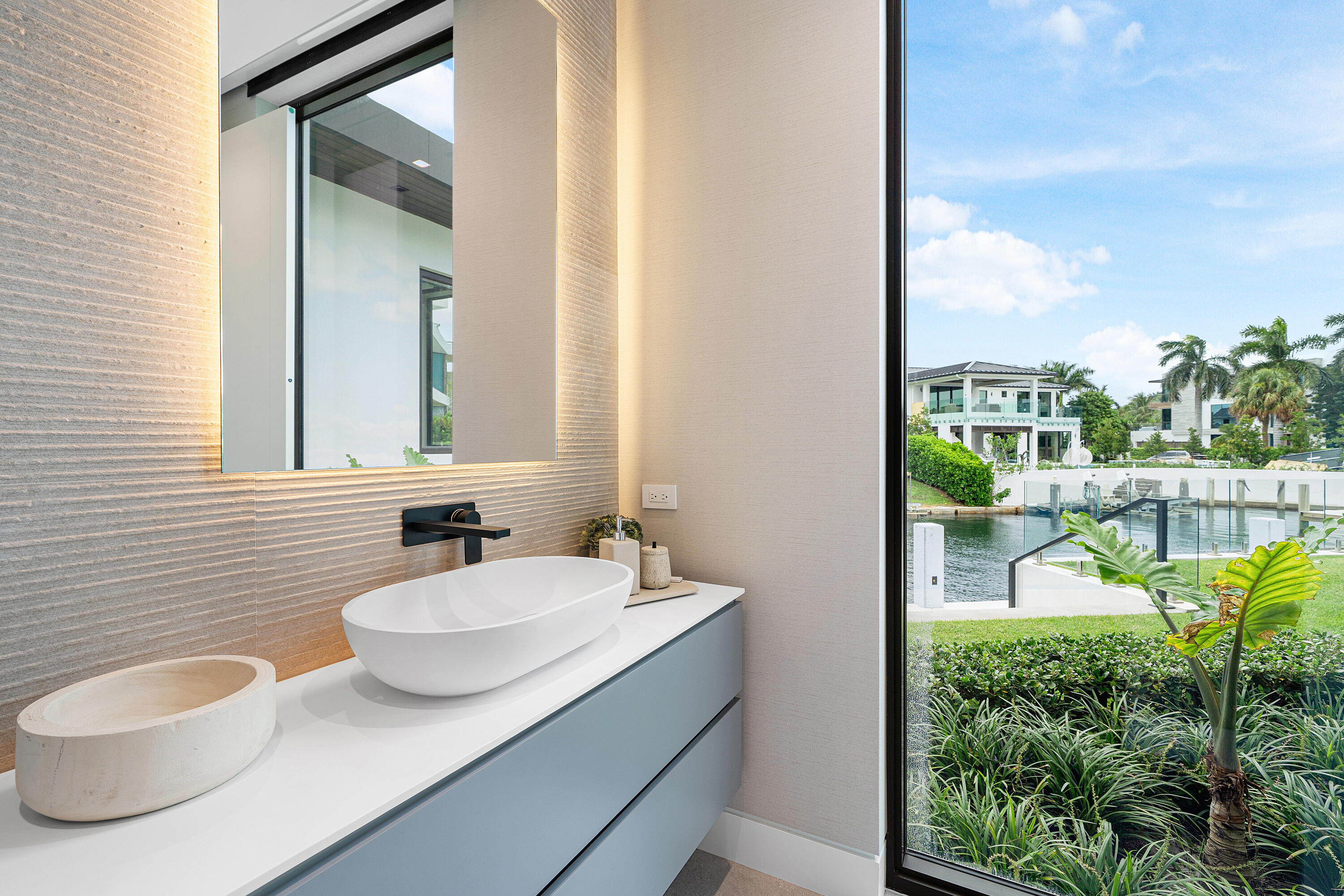 829 Orchid Dr Boca Raton, FL 33432