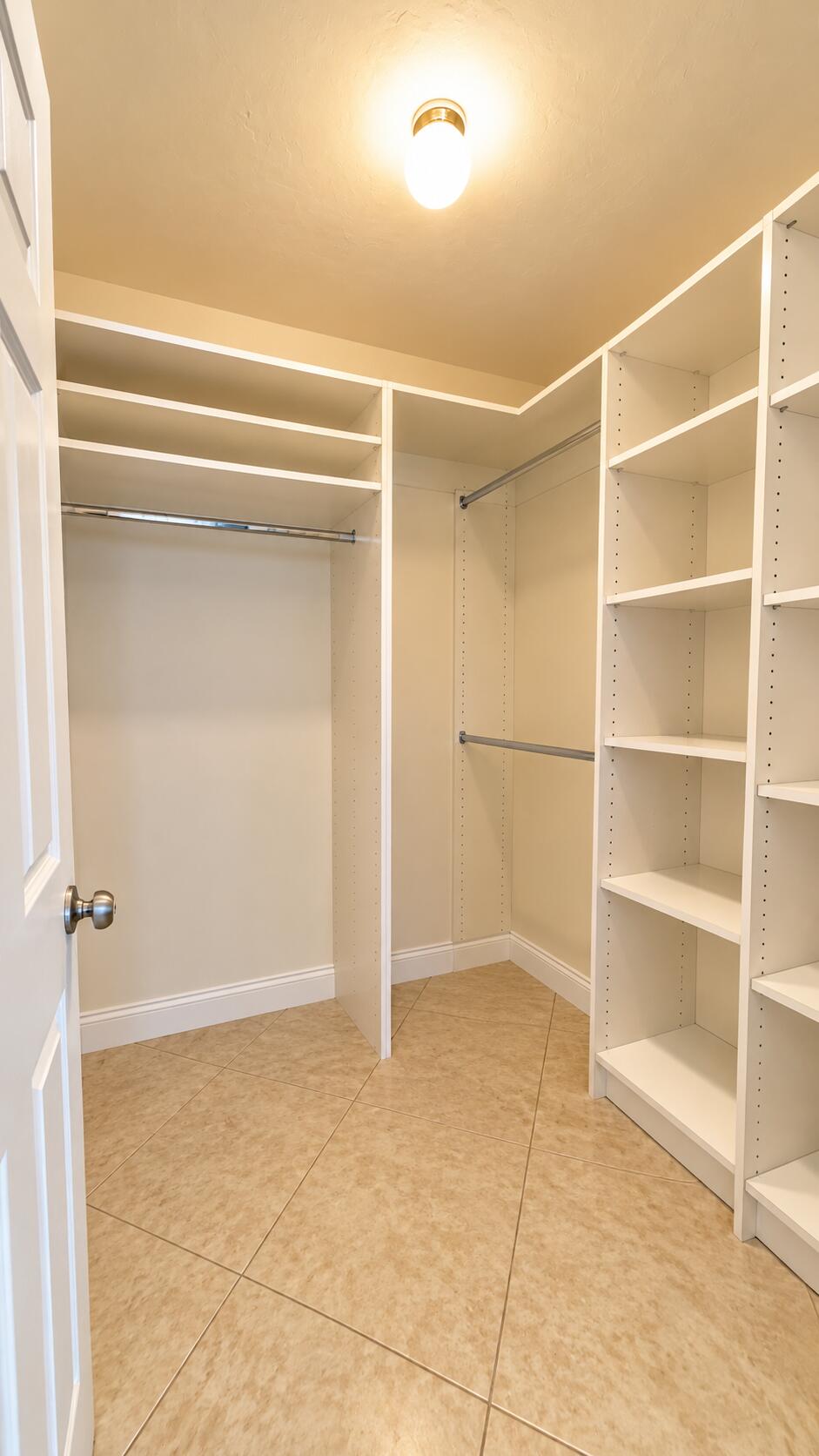 3750 Galt Ocean Dr #1705 Fort Lauderdale, FL 33308