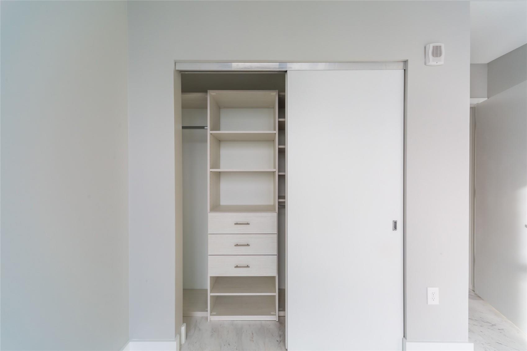 1010 Brickell Ave #4805 Miami, FL 33131