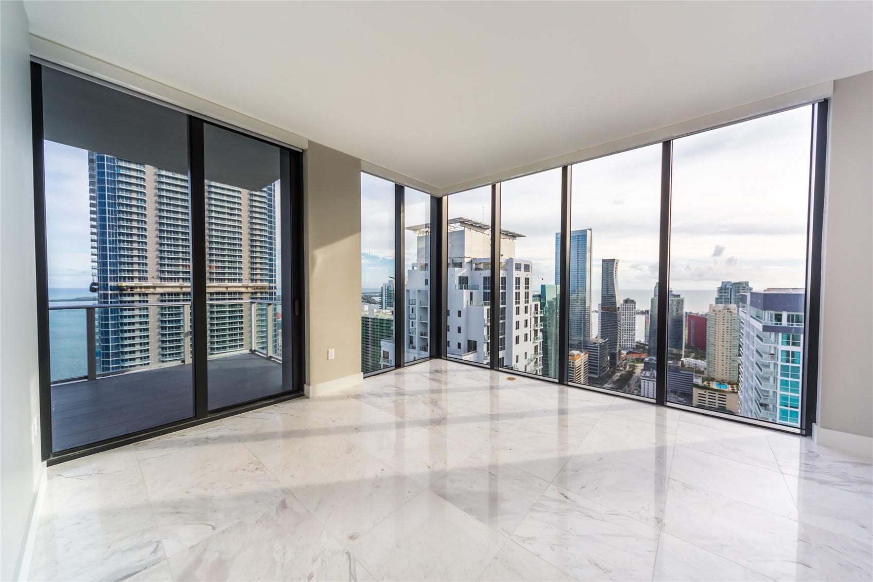 1010 Brickell Ave #4805 Miami, FL 33131