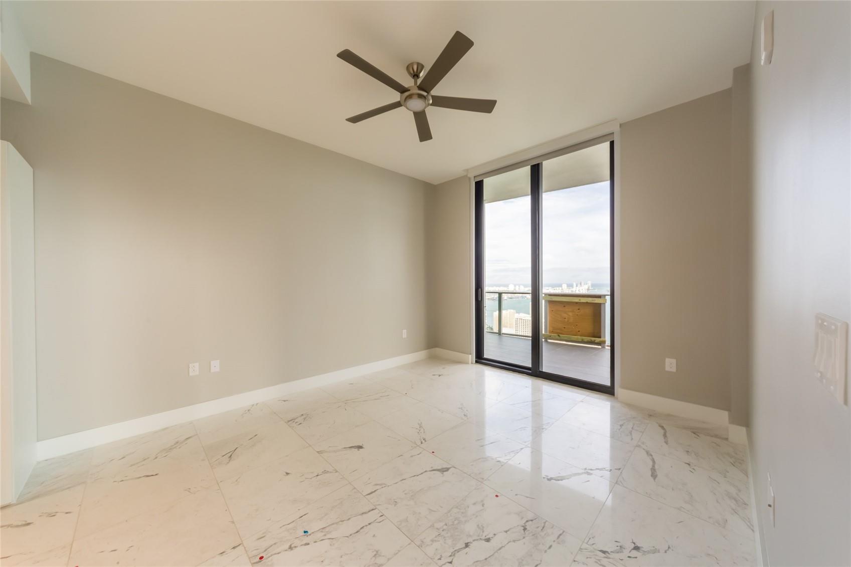 1010 Brickell Ave #4805 Miami, FL 33131