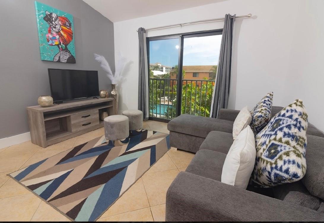50 SE 12th St #2360