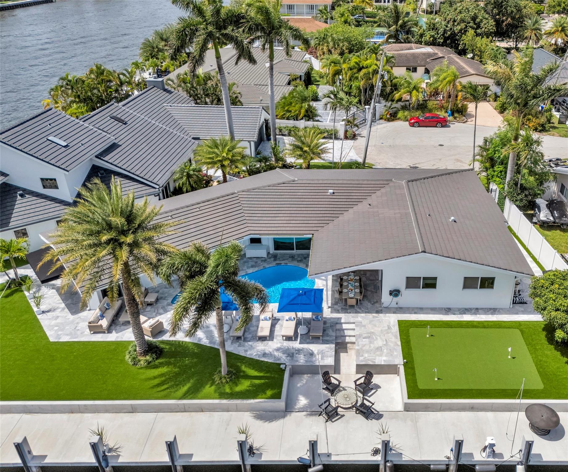 3108 NE 42nd Ct
