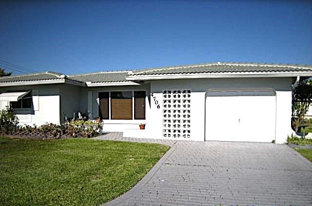4706 NW 43rd Ter