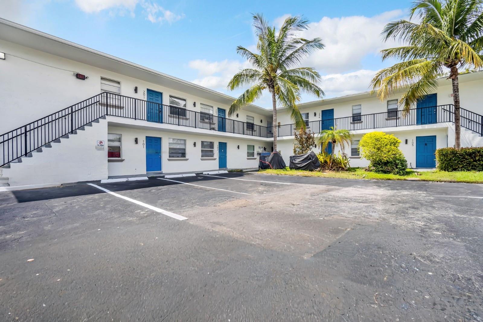 1015 NE 17th Ave #201