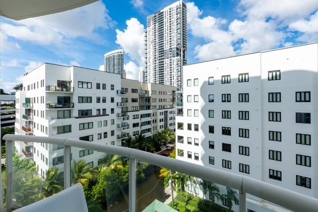 111 SE 8th Ave #705 Fort Lauderdale, FL 33301